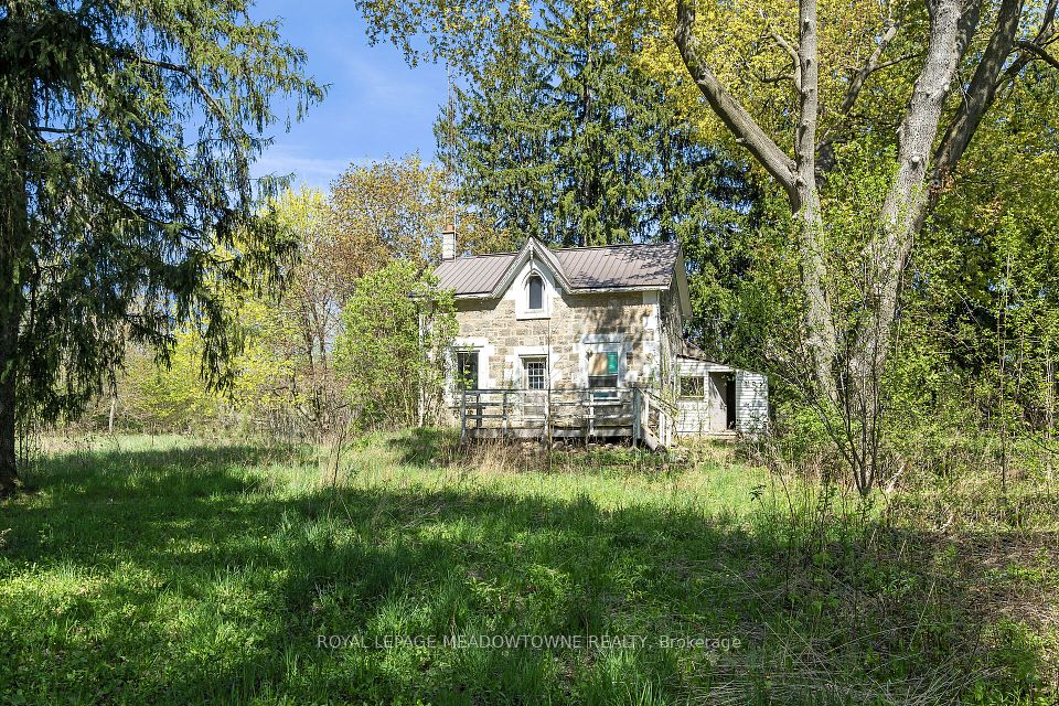 9414 First Line, Milton, ON L0P 1J0