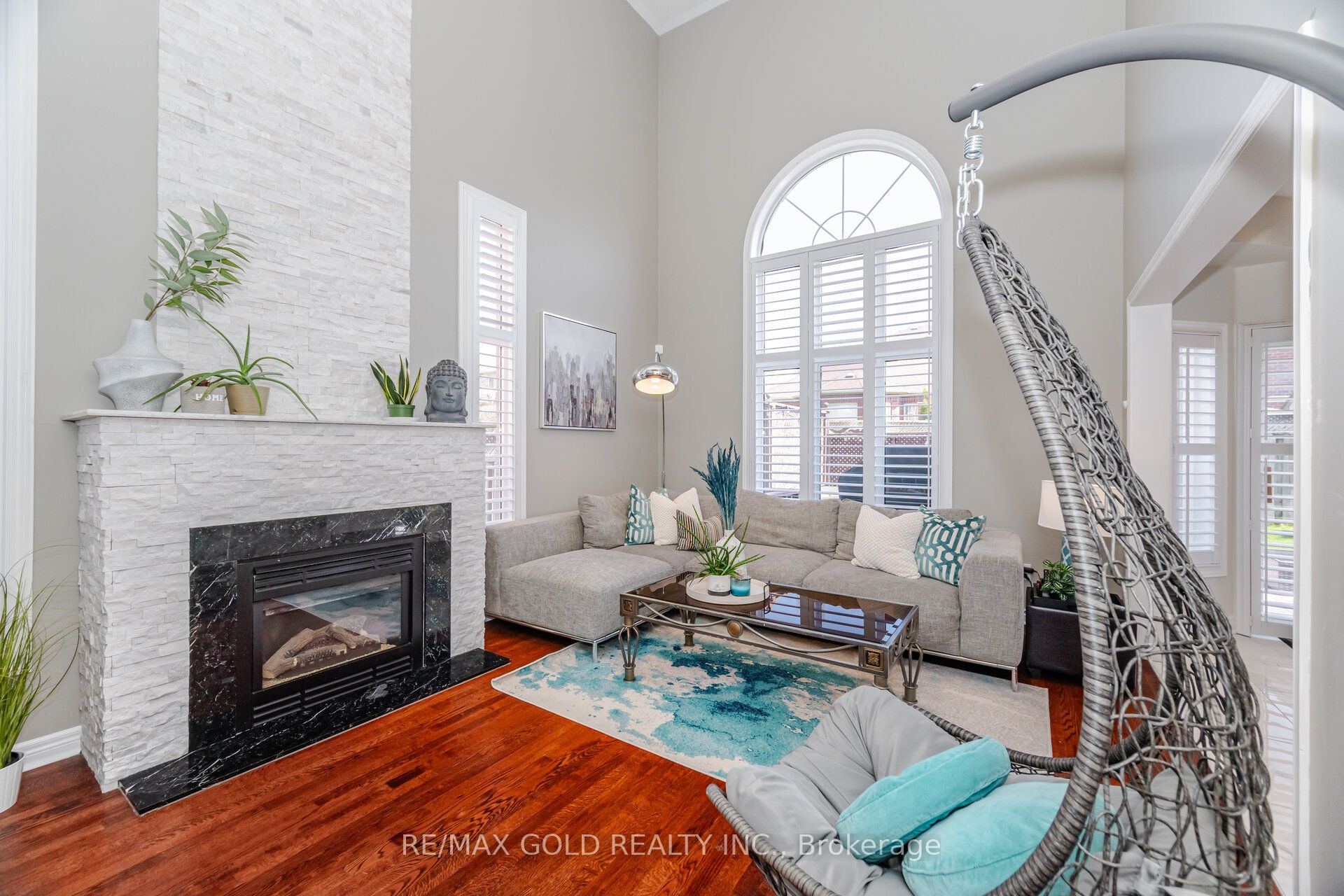 55 Royal Valley Drive