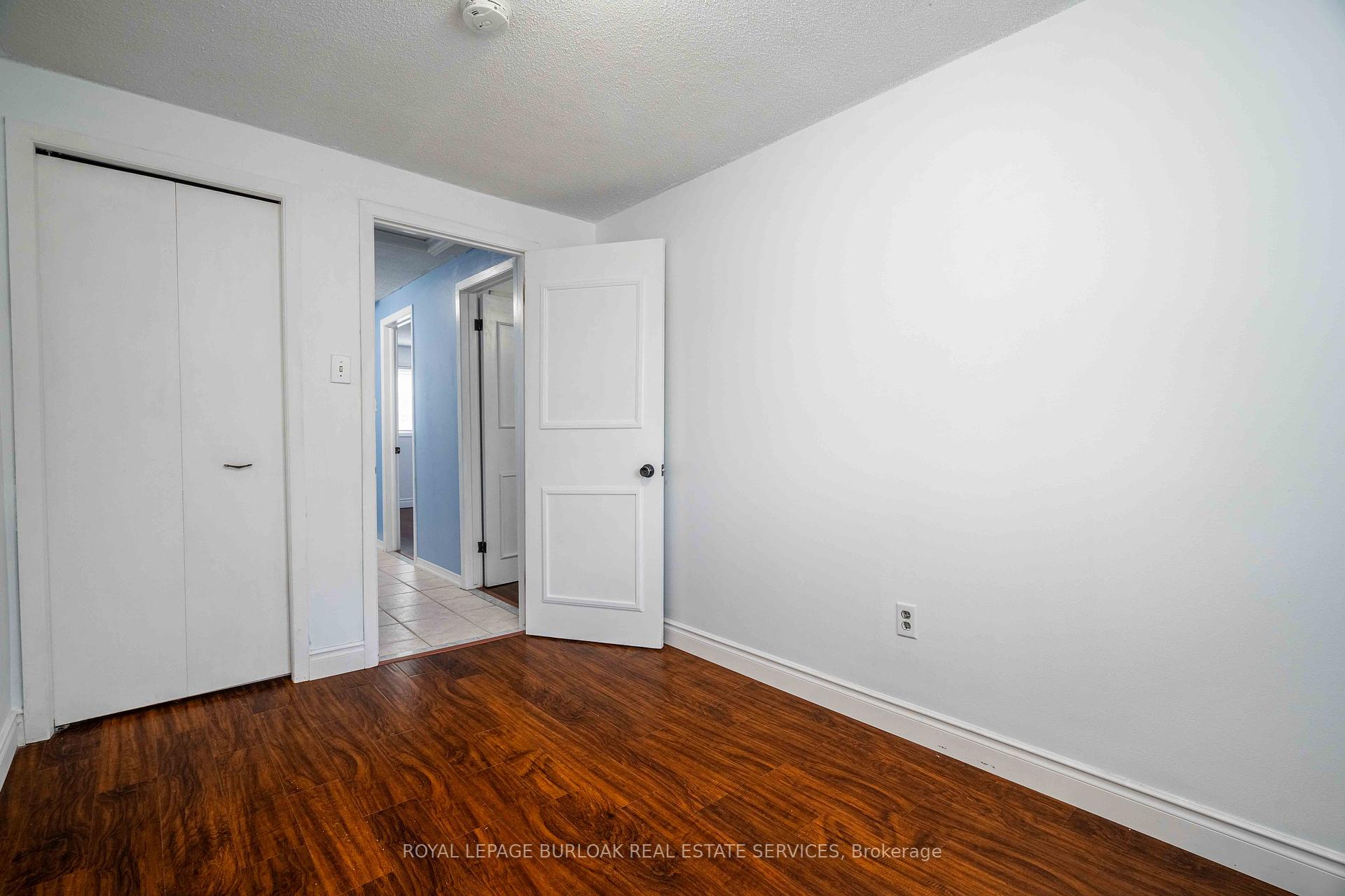 4 Bedrooms Condo at 117 Bonaventure, Hamilton For sale