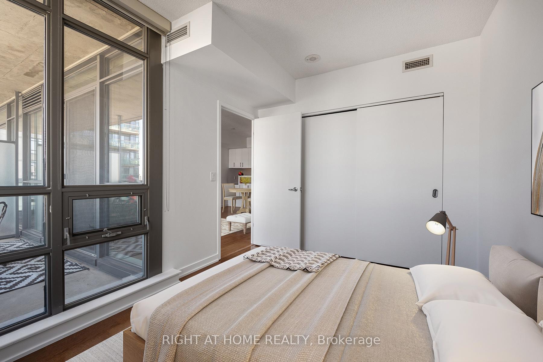 1 Bedroom Condo at 281 Mutual,  Toronto For sale