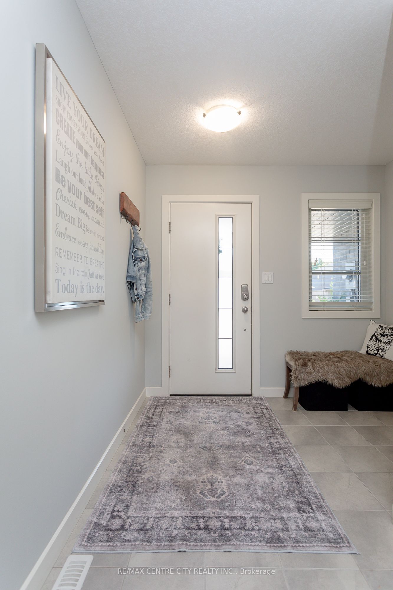6 Empire Parkway, St. Thomas, ON N5R 0E9