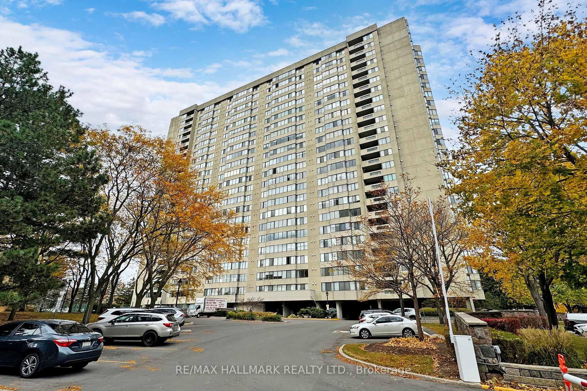 2 Bedrooms Condo at 2350 Bridletowne, Toronto For sale