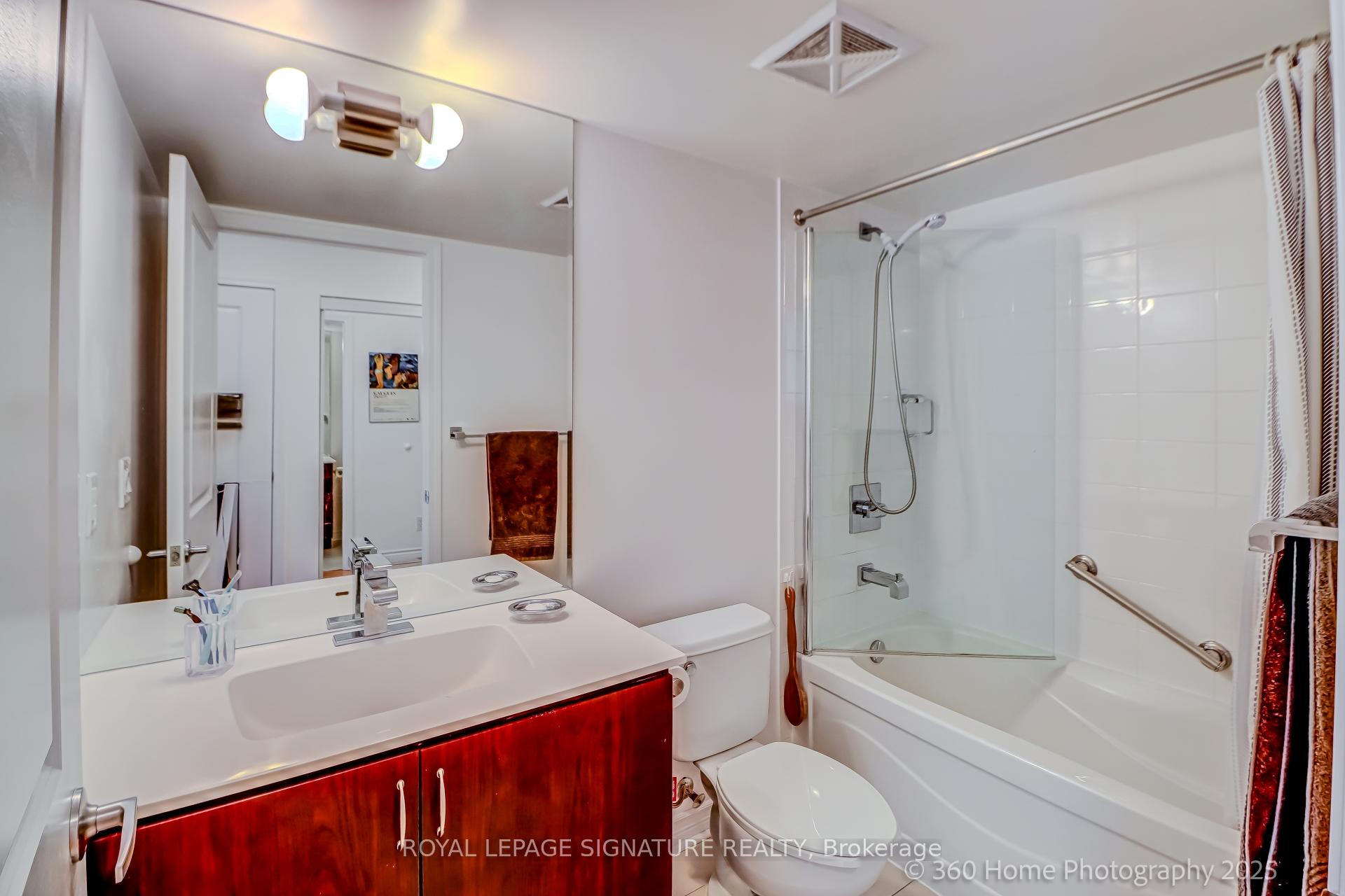 Condo at 27 Rean,  Toronto For sale