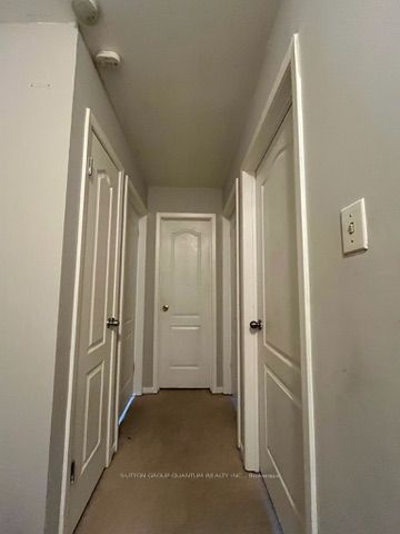 https://trreb-image.ampre.ca/OCdrXk4_yIy0idwfzRElyfWxwDsRsZg-ksN7AuQwDoE/rs:fit:960:960/wm:.5:so:0:50:.4/wmsh:10/wmt:PHNwYW4gZm9yZWdyb3VuZD0nd2hpdGUnIGZvbnQ9JzY4Jz5TVVRUT04gR1JPVVAgUVVBTlRVTSBSRUFMVFkgSU5DLiwgQnJva2VyYWdlPC9zcGFuPg/L3RycmViL2xpc3RpbmdzLzQwLzY5LzI5Lzc5L3AvOGU5ODU0NDEtMThjOS00OTcwLWE1NzItMTEwZTcyNjkzNWRjLmpwZWc.jpg