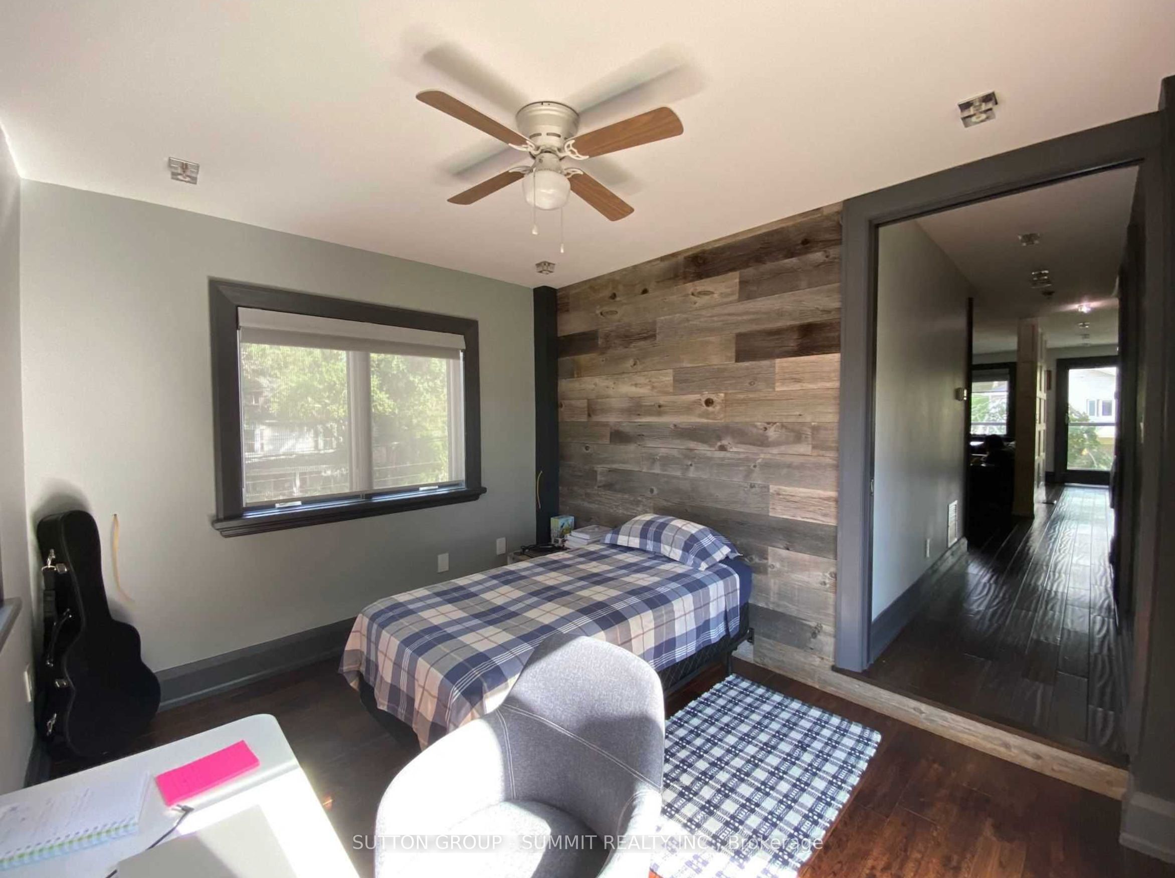 1 Columbine Avenue S, #Upper