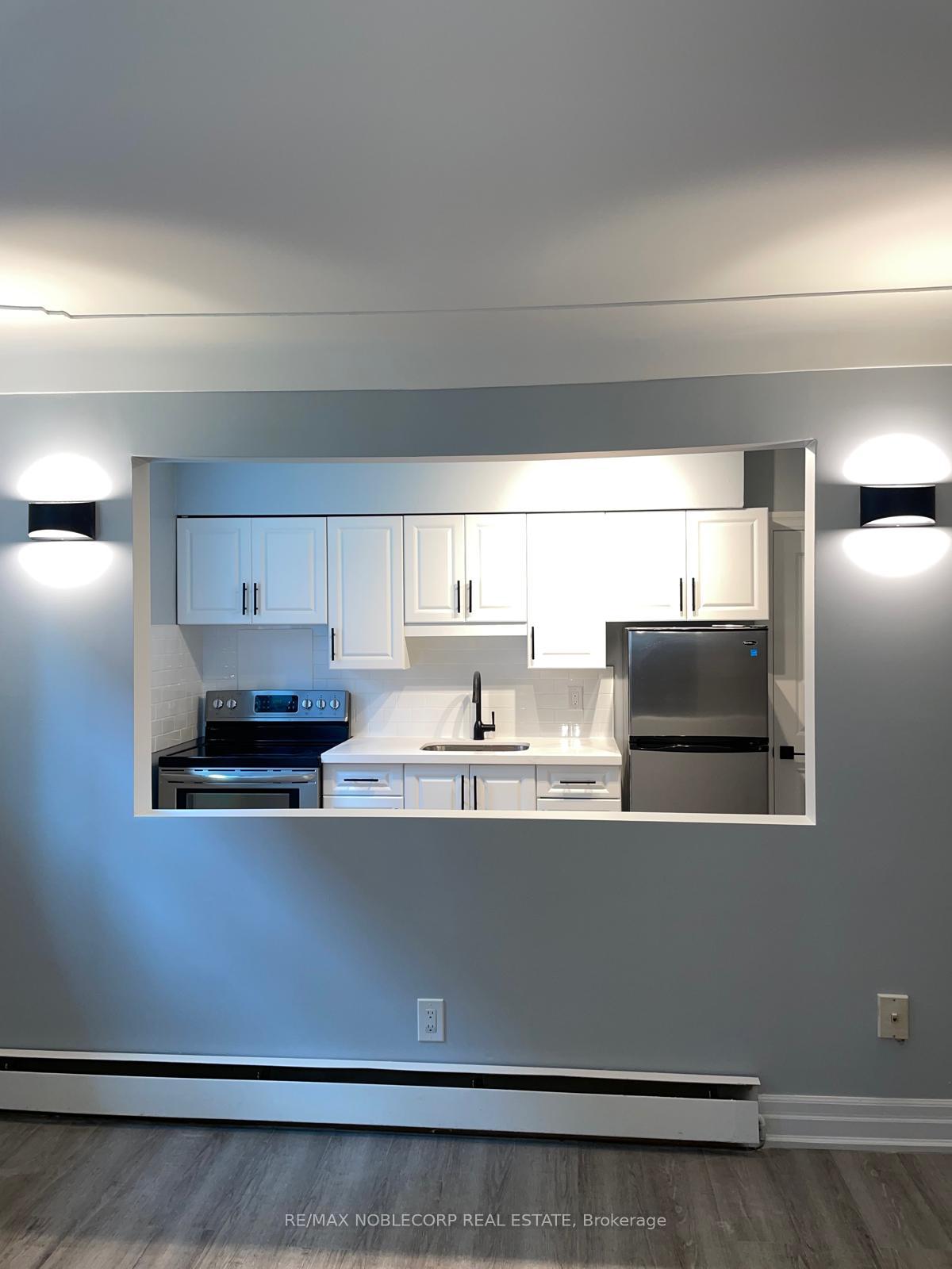 1 Bedroom Condo at 5 Applewood, Hamilton For sale