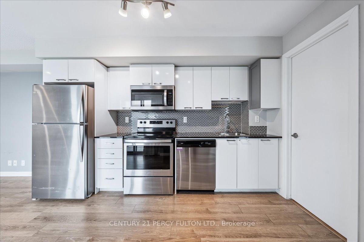 1 Bedroom Condo at 2150 Lawrence, Toronto For sale