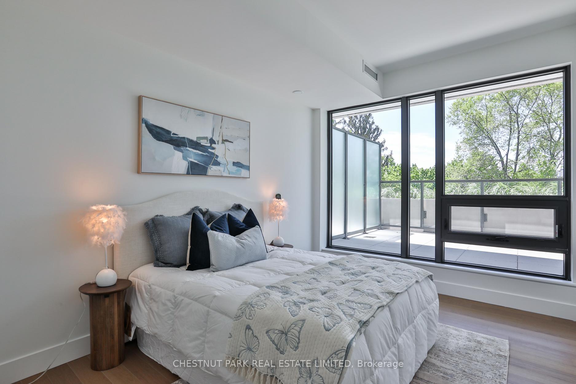 3 Bedrooms Condo at 1414 Bayview, Toronto For sale