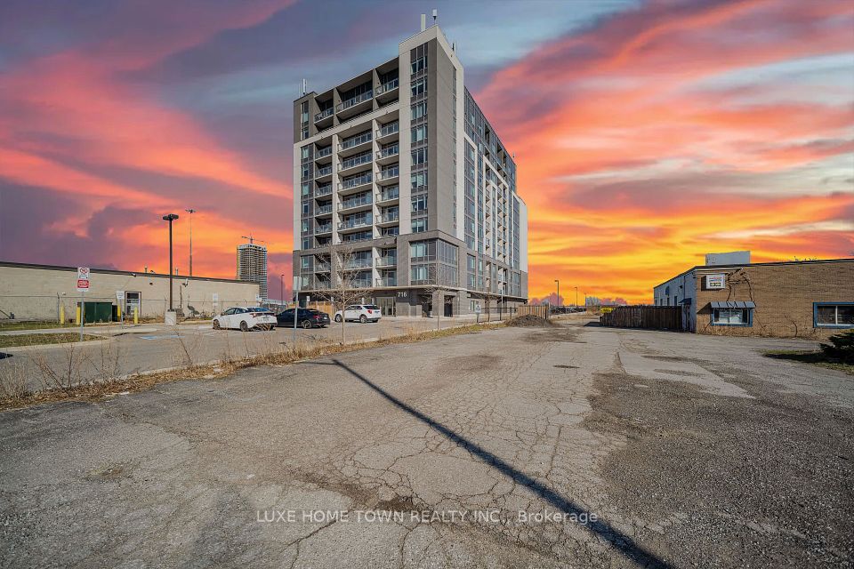 716 Main