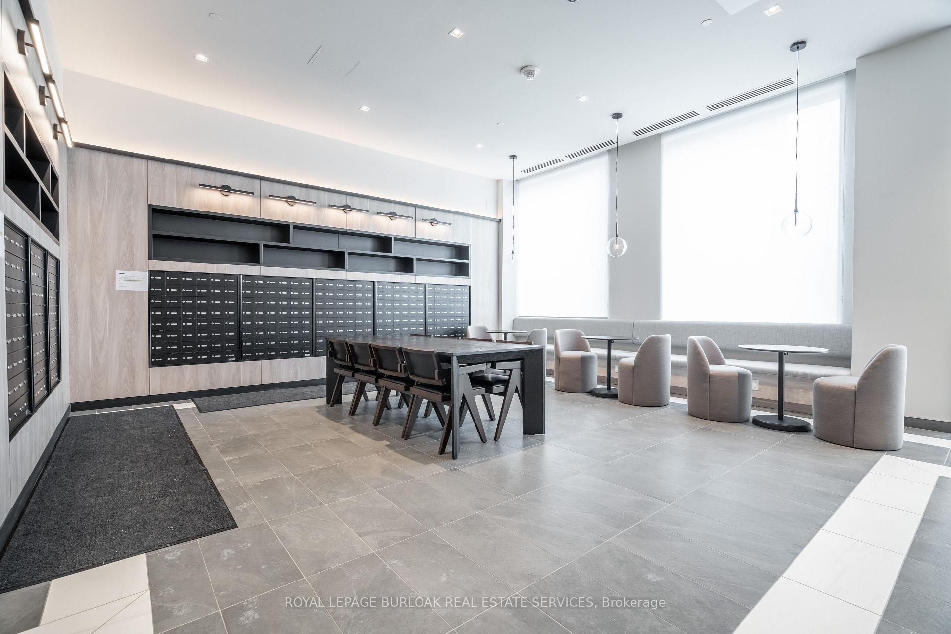 1 Bedroom Condo at 1 Jarvis, Hamilton For sale