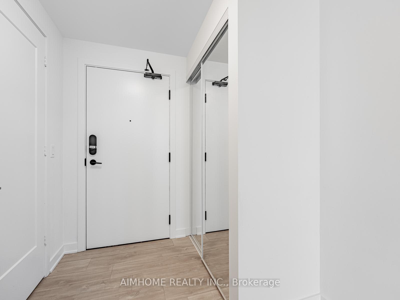 3 Bedrooms Condo at 70 Princess, Toronto For sale