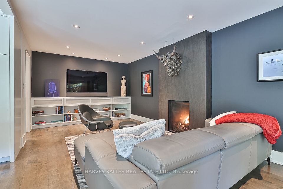 4 Kimloch Crescent