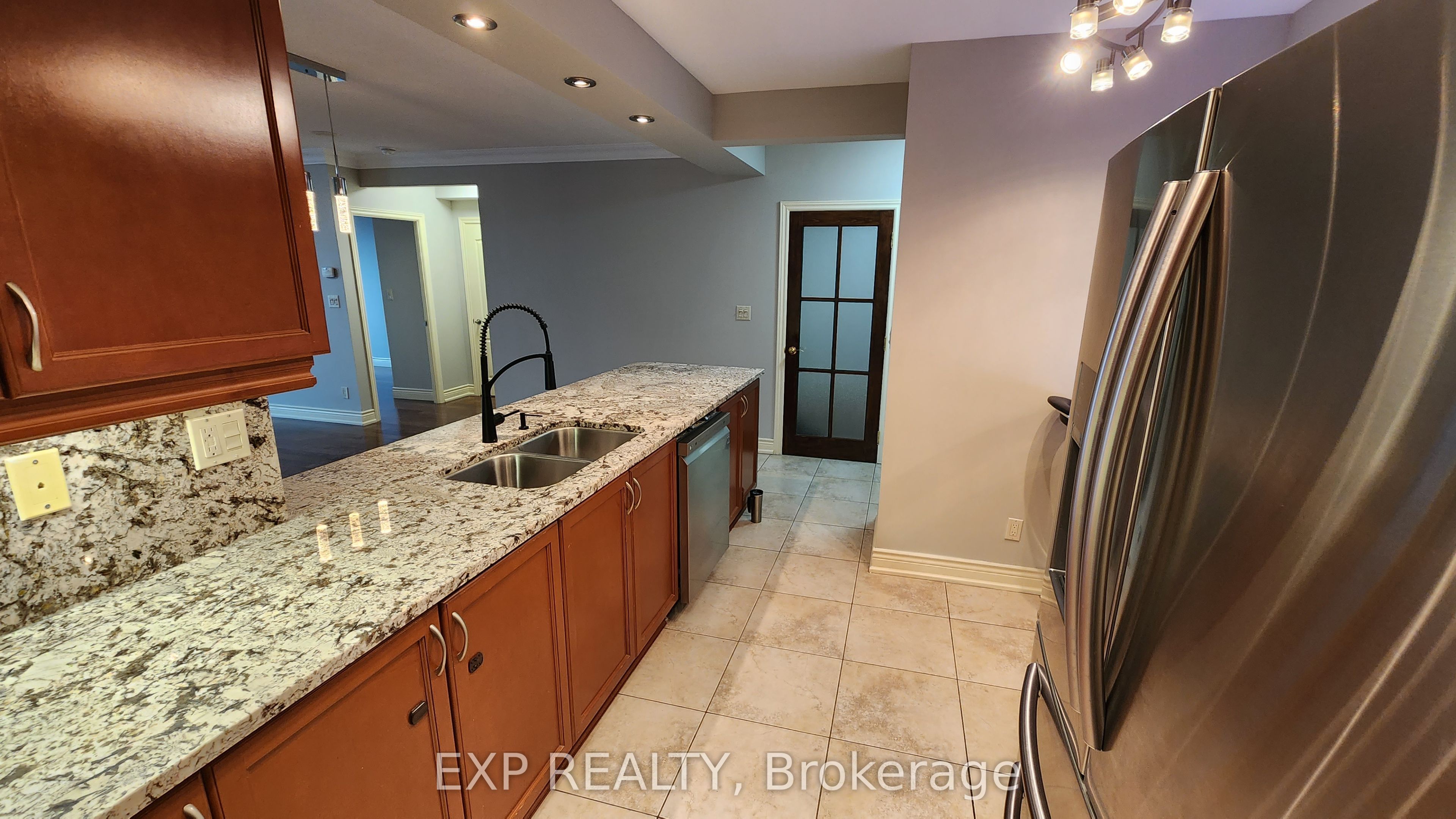 88 Promenade Circle, #1007