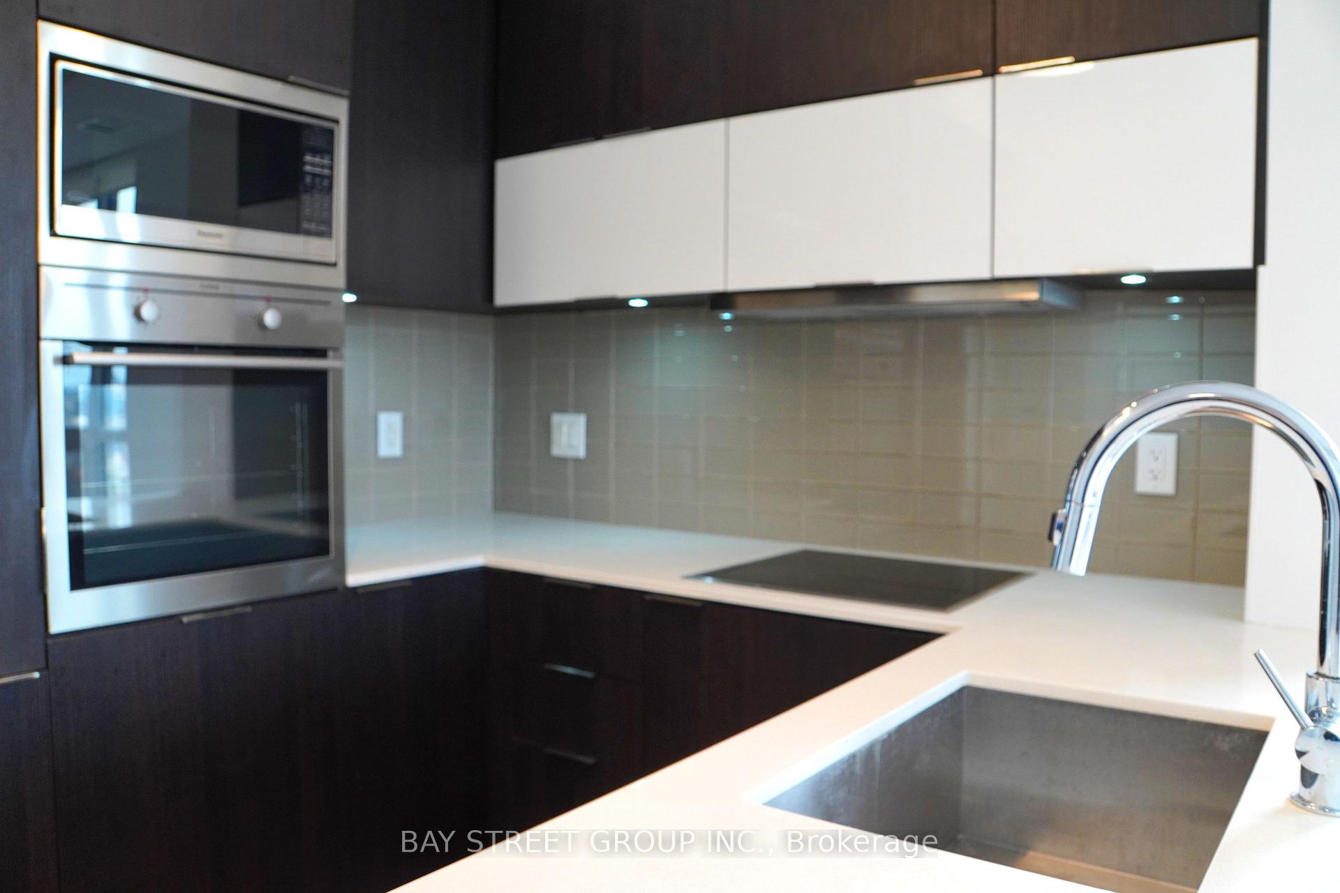 2 Bedrooms Condo at 318 Richmond,  Toronto For sale