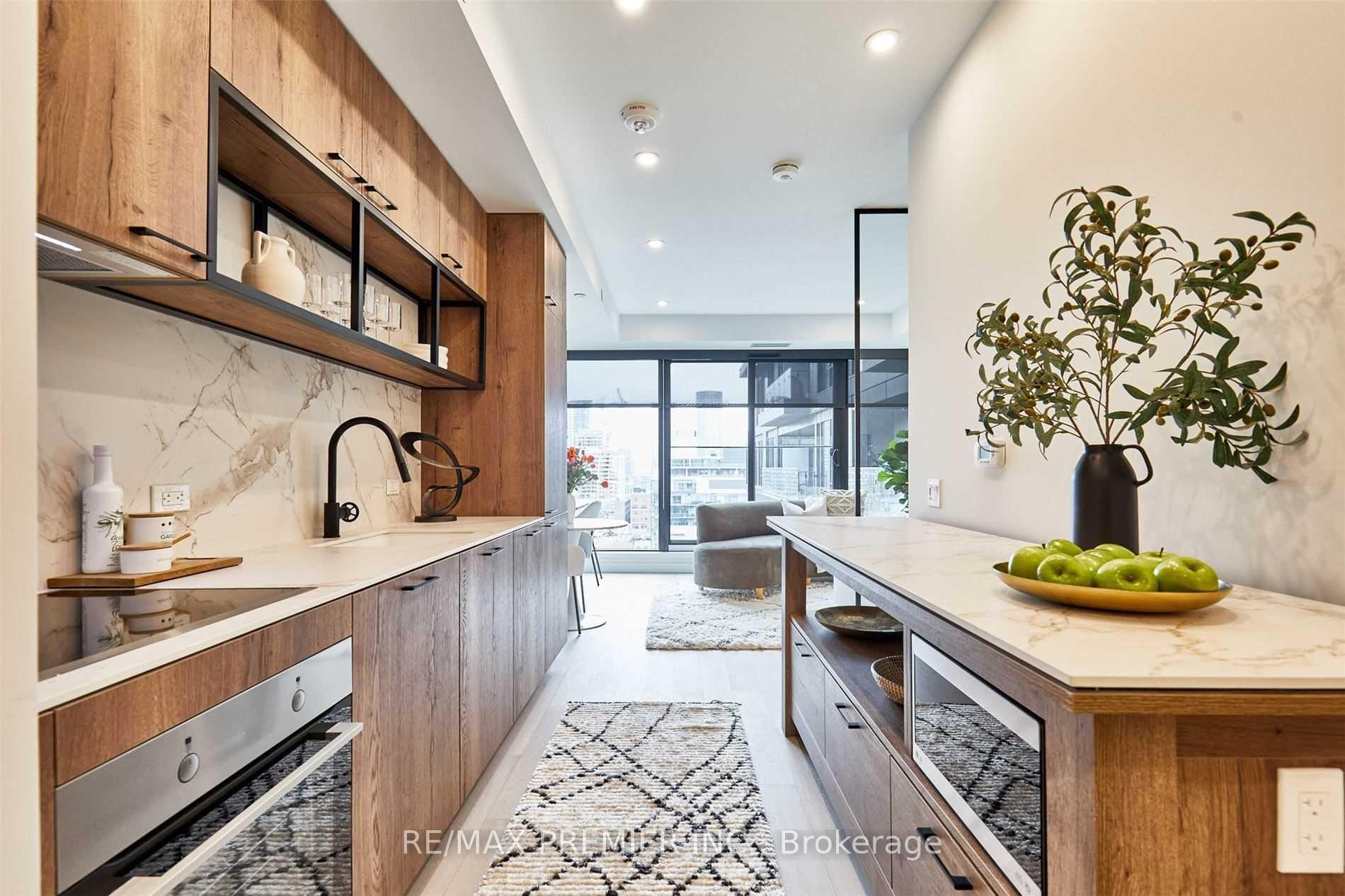 1 Bedroom Condo at 505 Richmond,  Toronto For sale