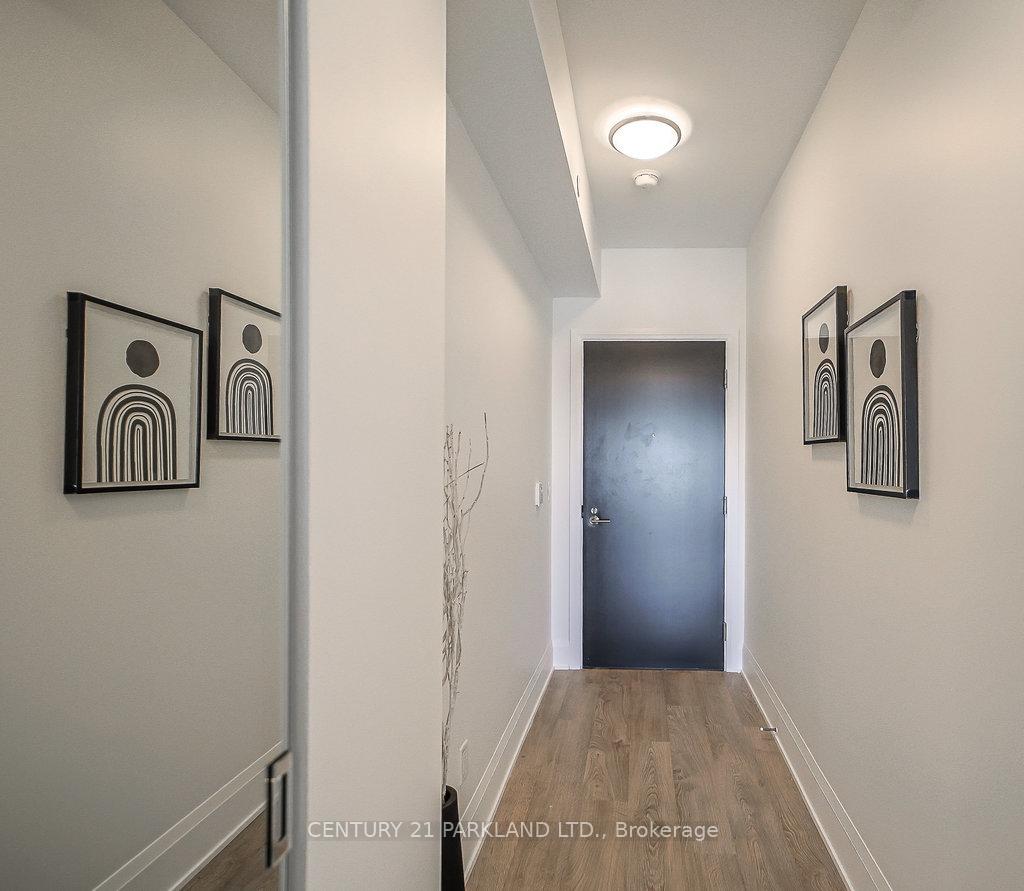 2 Bedrooms Condo at 101 Erskine, Toronto For sale
