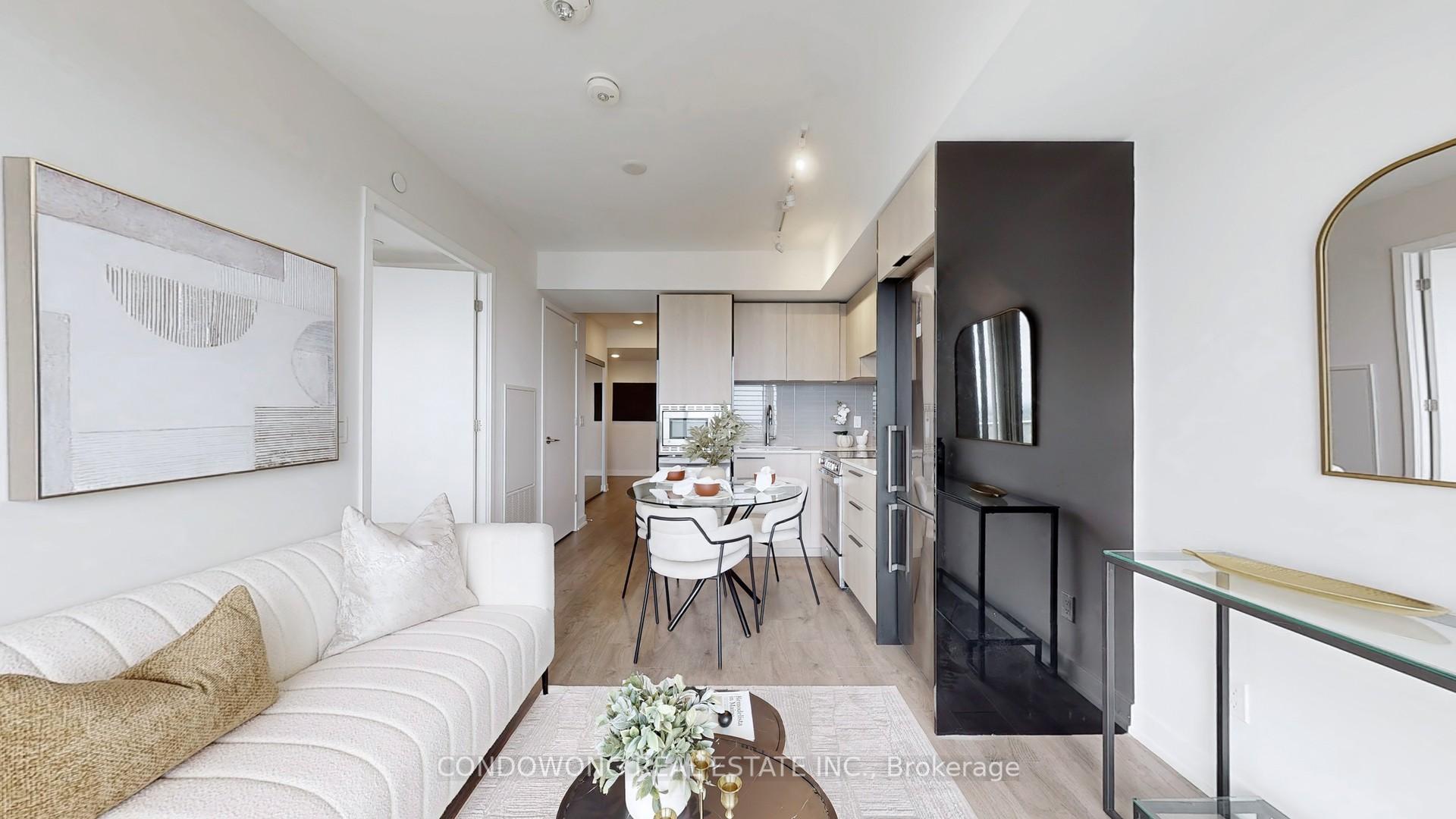 2 Bedrooms Condo at 501 Yonge, Toronto For sale