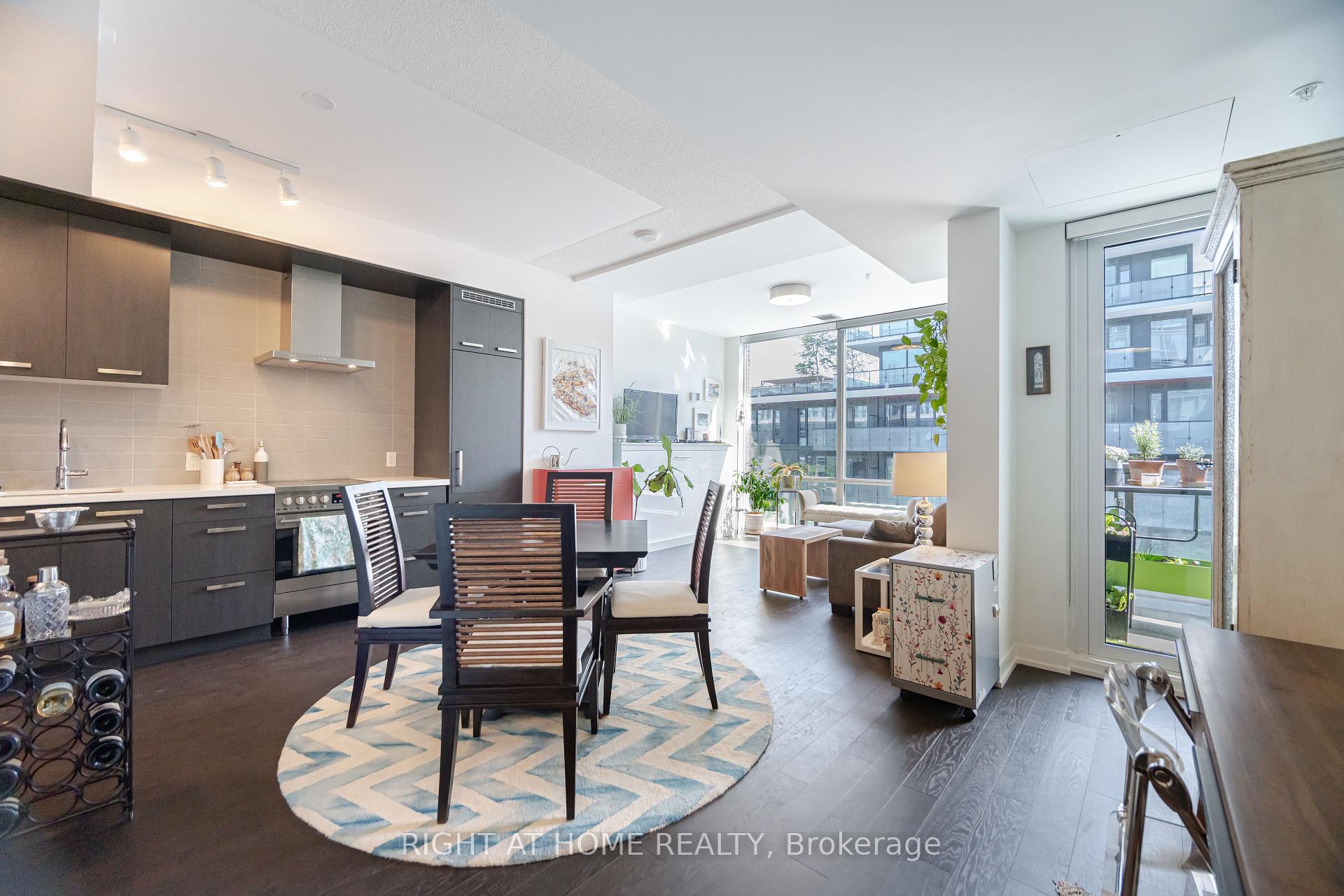 1 Bedroom Condo at 455 Front, Toronto For sale