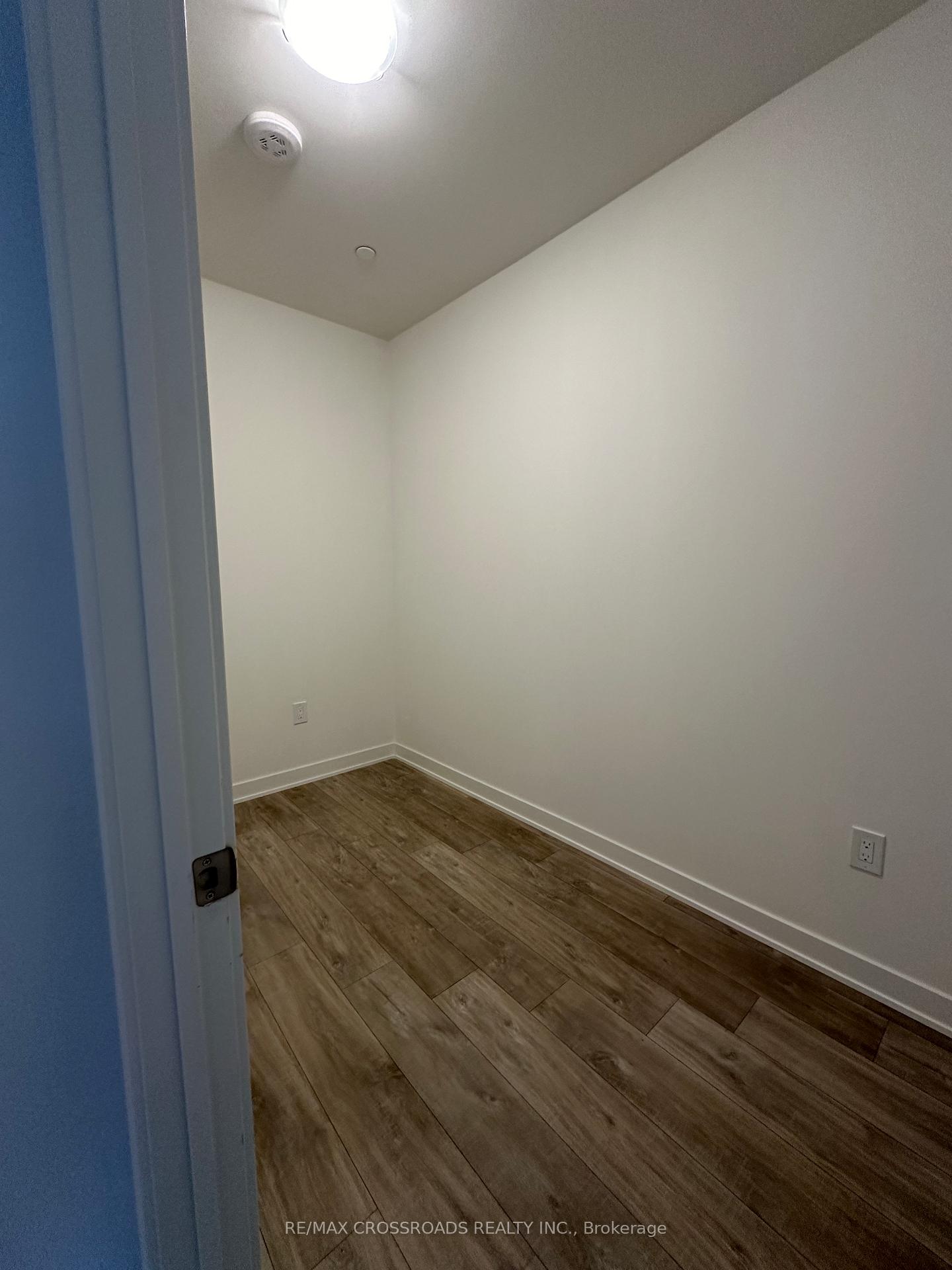 2 Bedrooms Condo at 70 Princess,  Toronto For sale