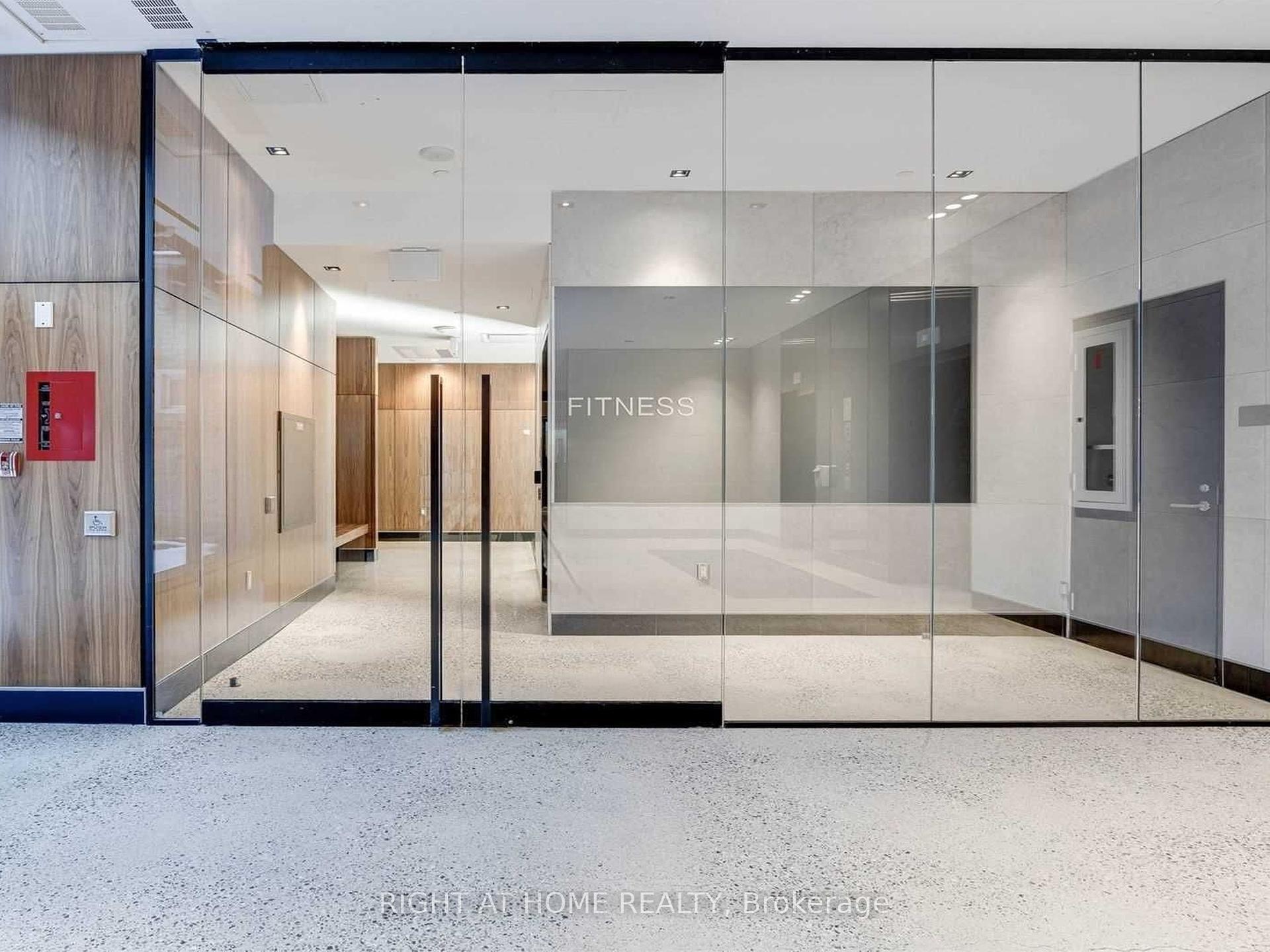 2 Bedrooms Condo at 501 Adelaide, Toronto For sale