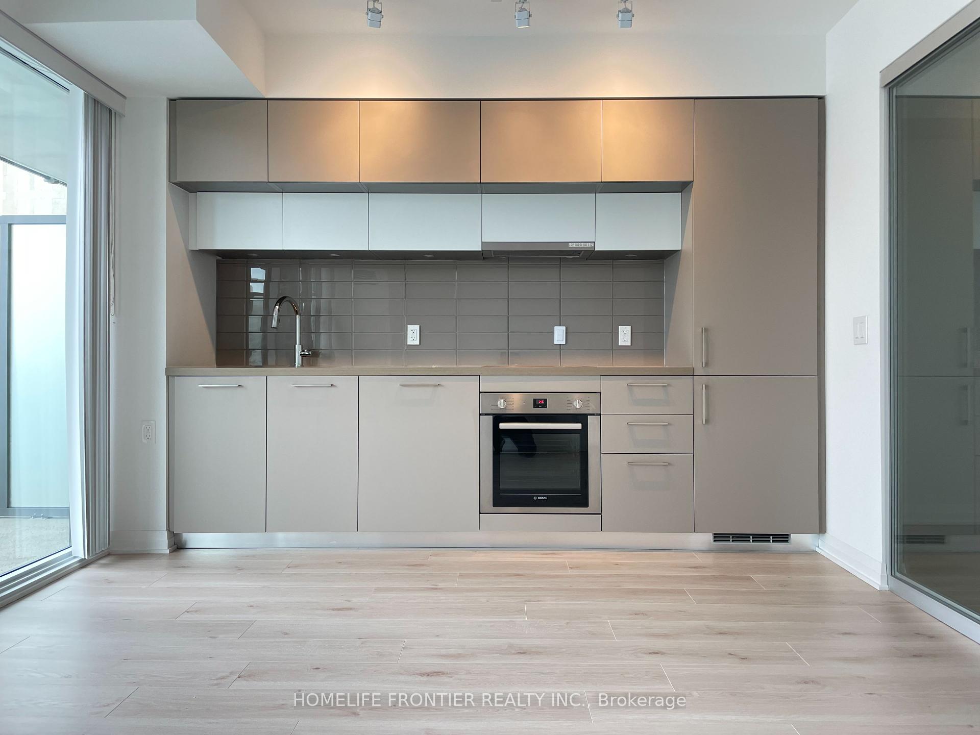 1 Bedroom Condo at 99 Foxbar, Toronto For sale