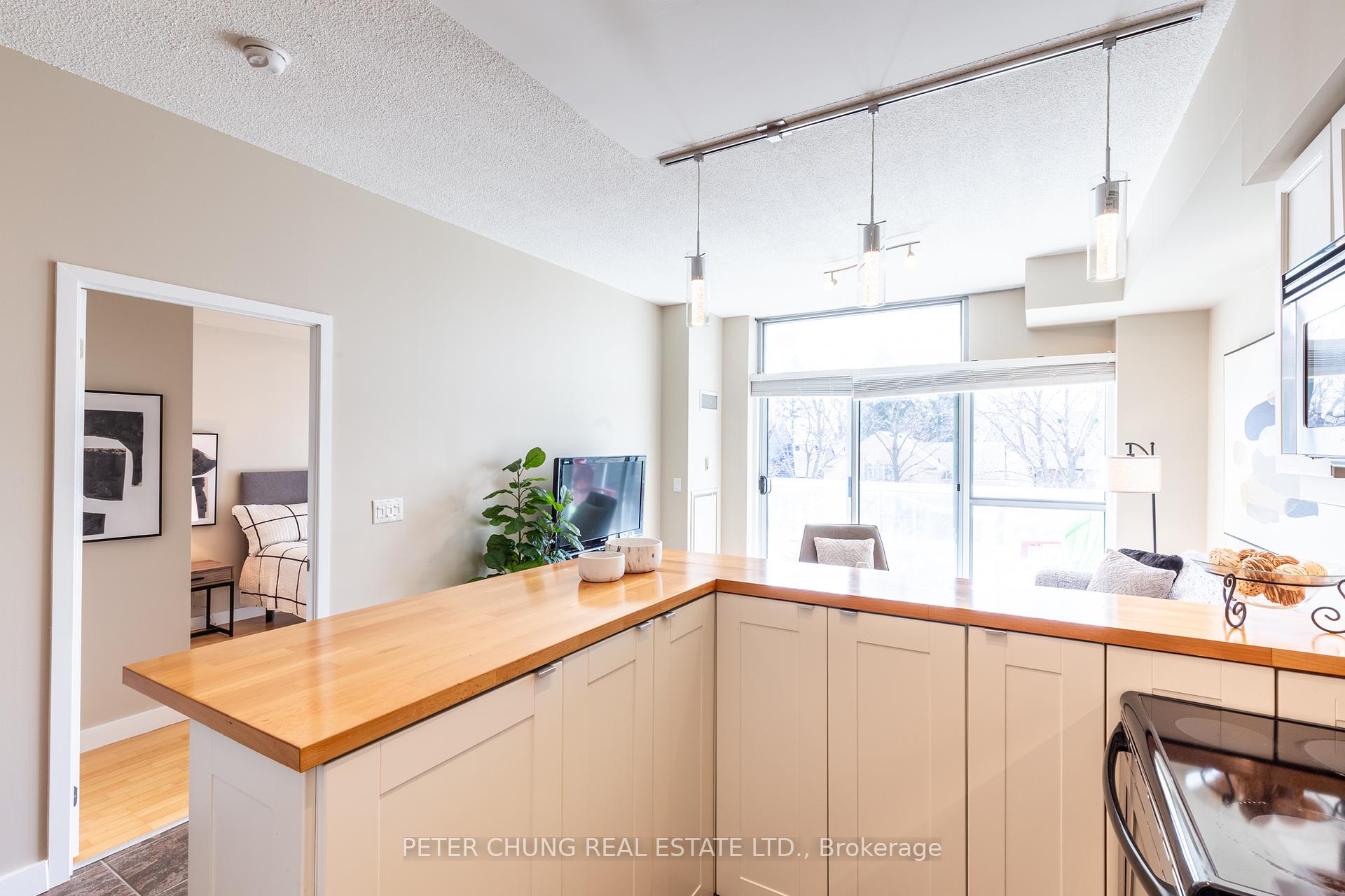2 Bedrooms Condo at 601 Kingston,  Toronto For sale