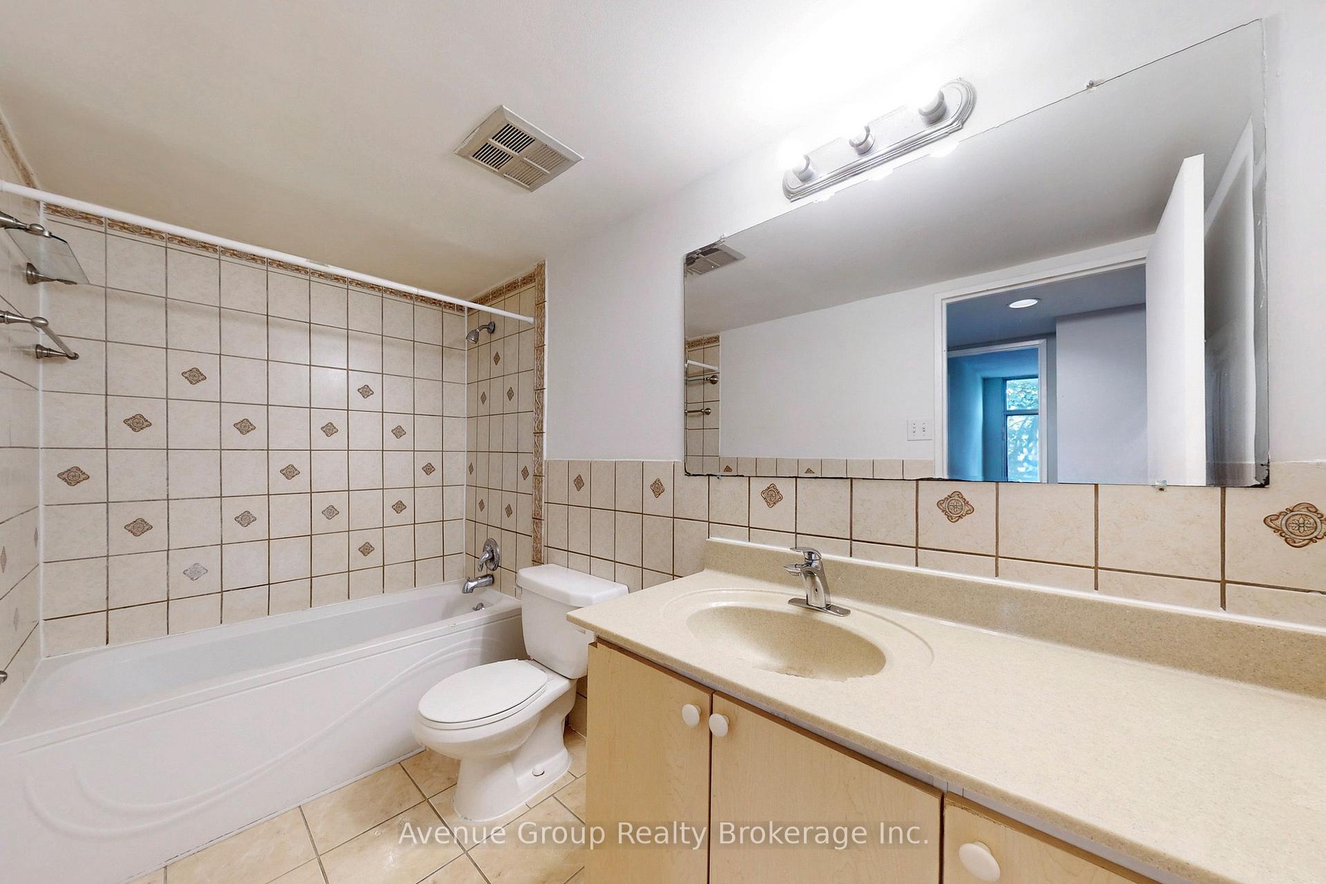3 Bedrooms Condo at 1703 Mccowan, Toronto For sale