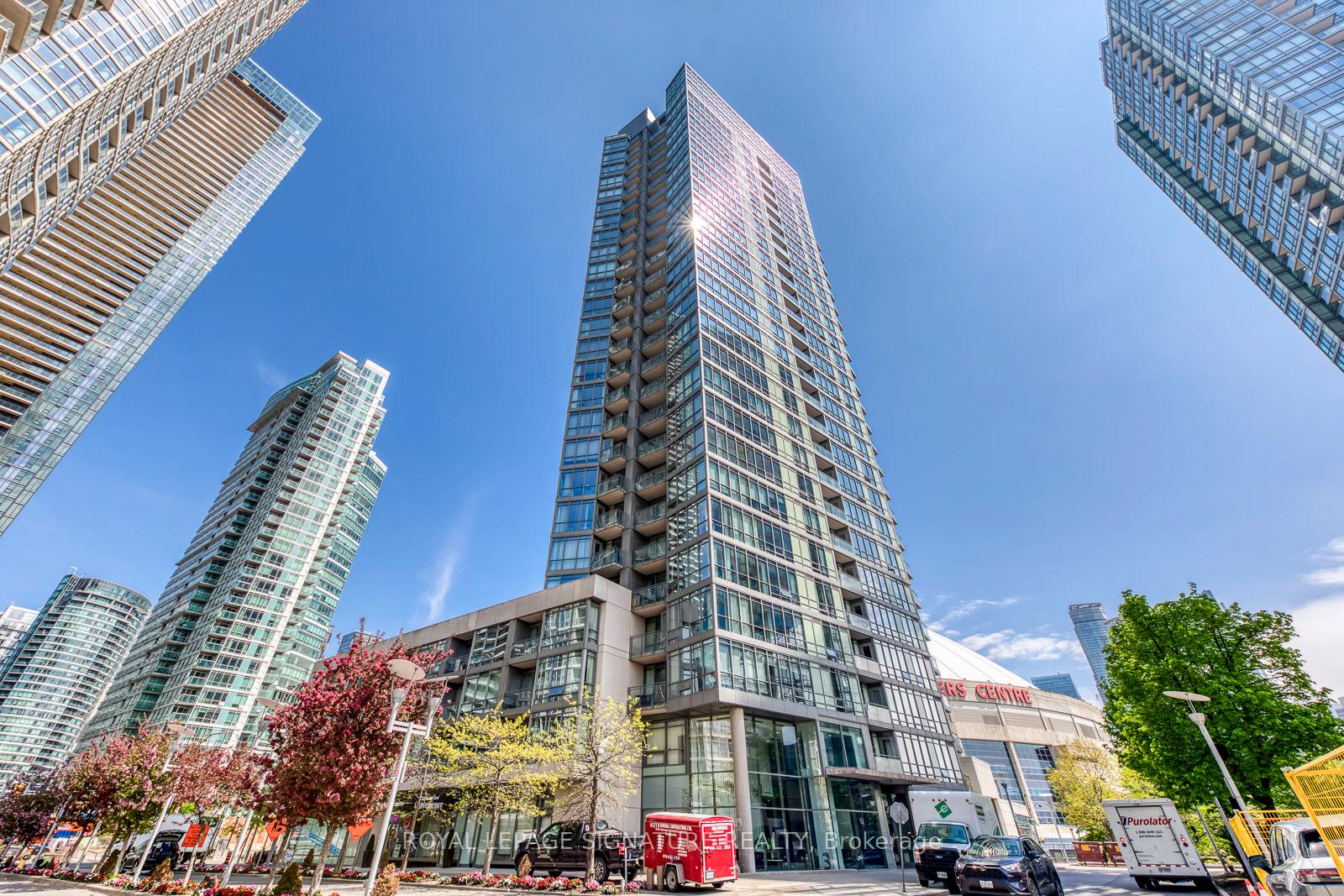 3 Bedrooms Condo at 3 Navy Wharf, Toronto For sale