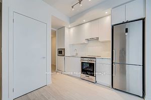 49 East liberty Street, #912