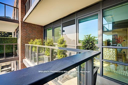 3 Southvale Drive, #301