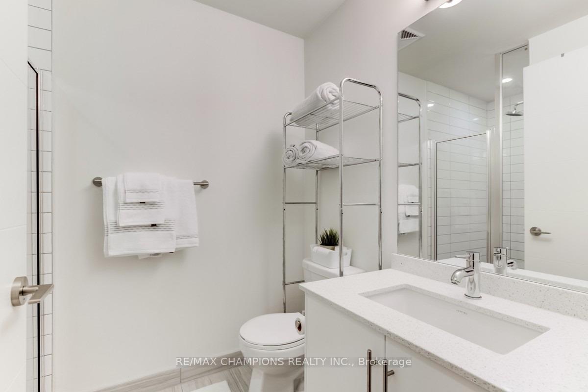 2 Bedrooms Condo at 460 Adelaide,  Toronto For sale