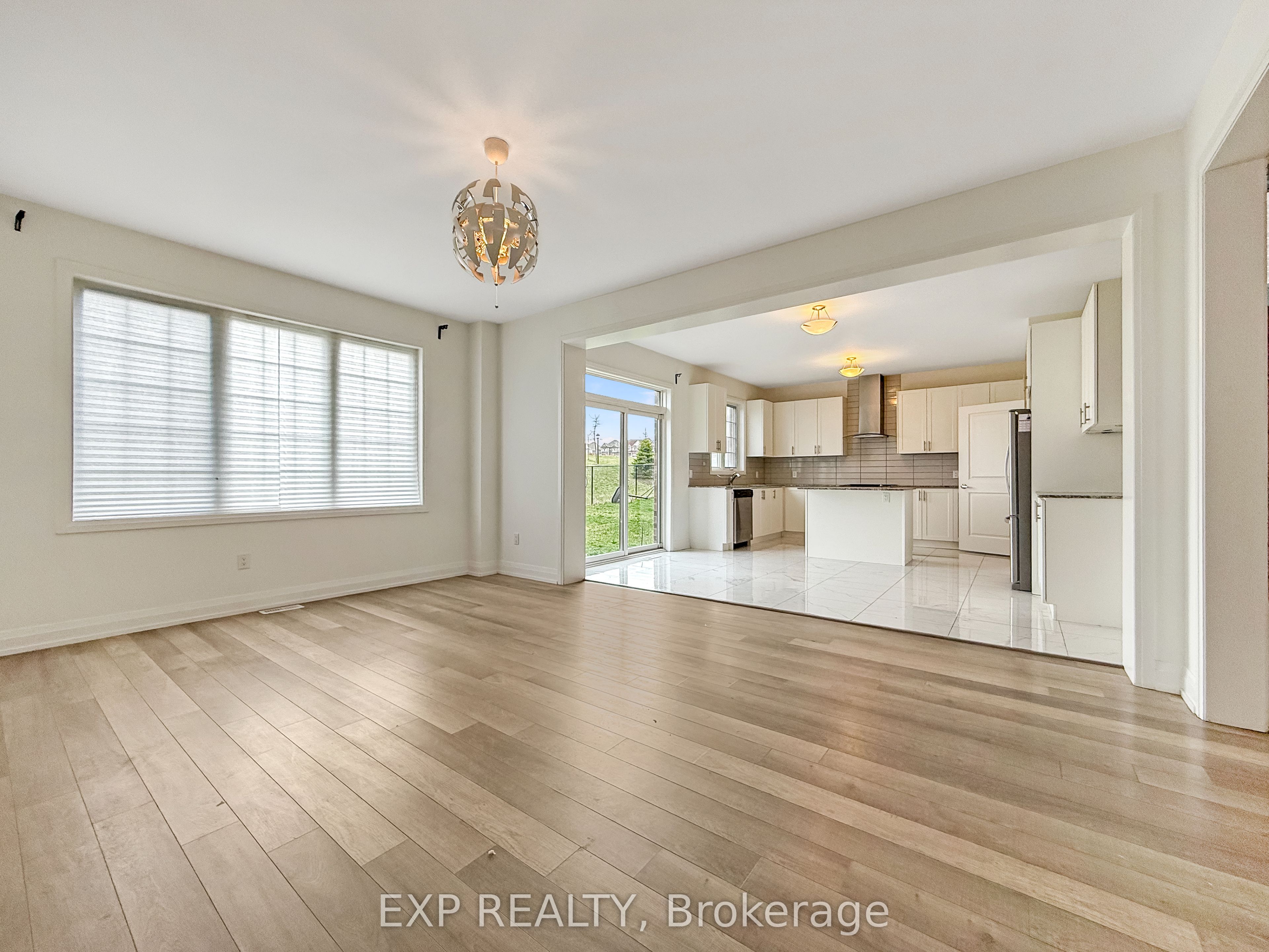 110 Frank Kelly Drive, #Upper