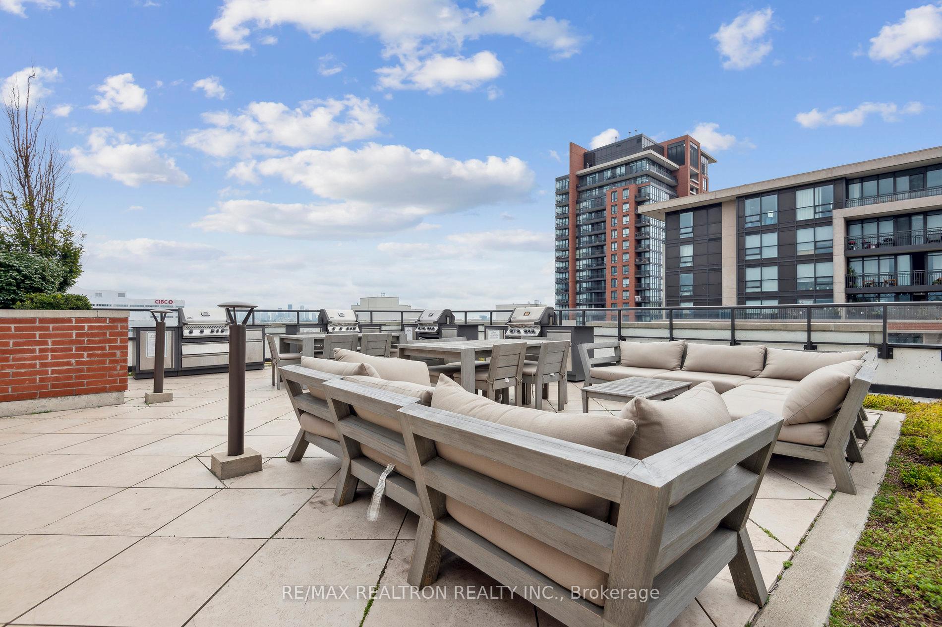 2 Bedrooms Condo at 3091 Dufferin, Toronto For sale