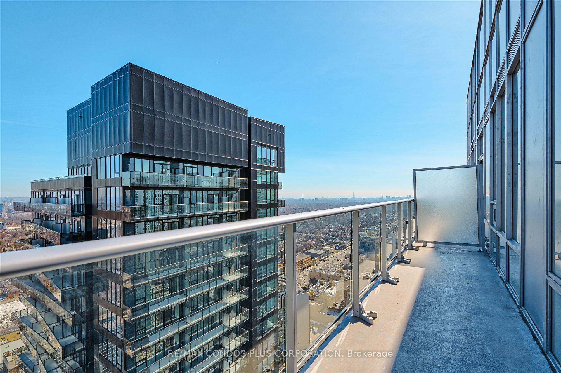 2 Bedrooms Condo at 195 Redpath, Toronto For sale