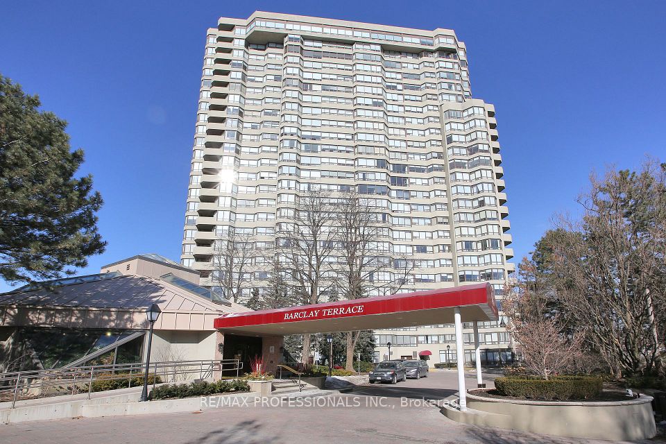1320 Islington
