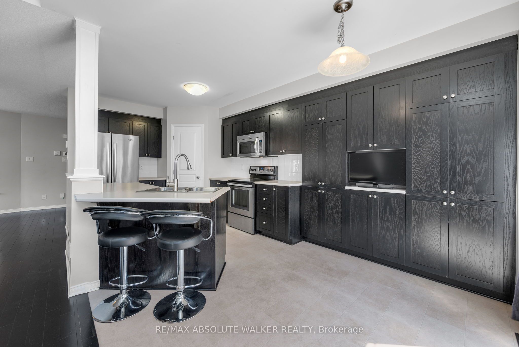 689 PERCIFOR Way, OrleansConventGlenandArea, ON K1W 0E4