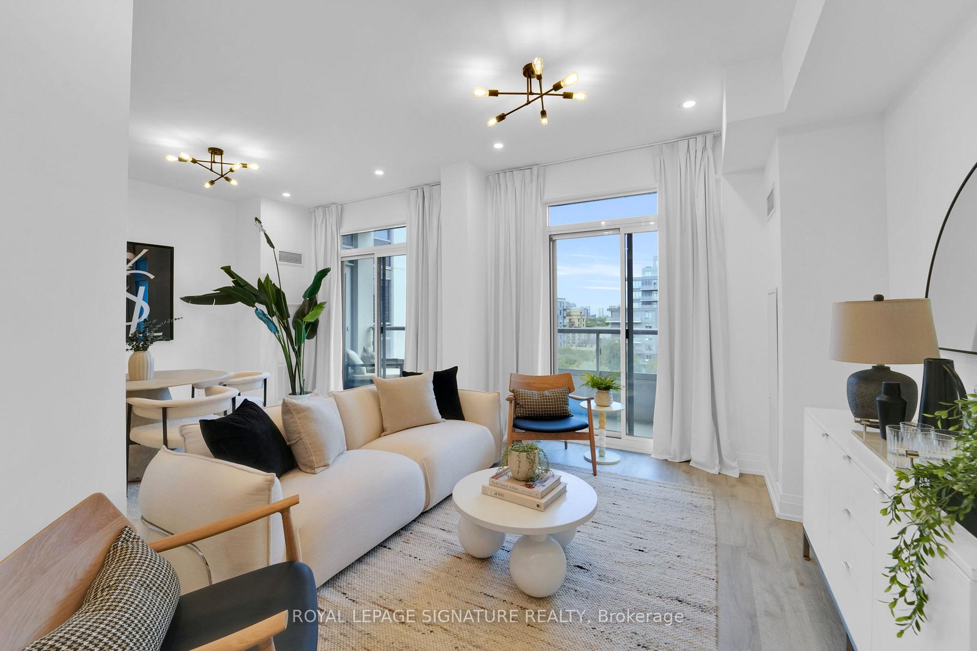 3 Bedrooms Condo at 591 Sheppard, Toronto For sale