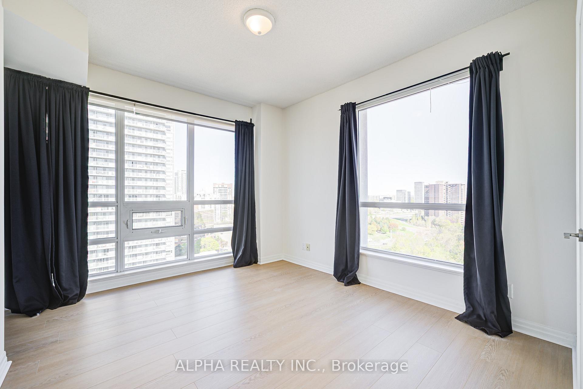 1 Bedroom Condo at 30 Herons Hill, Toronto For sale
