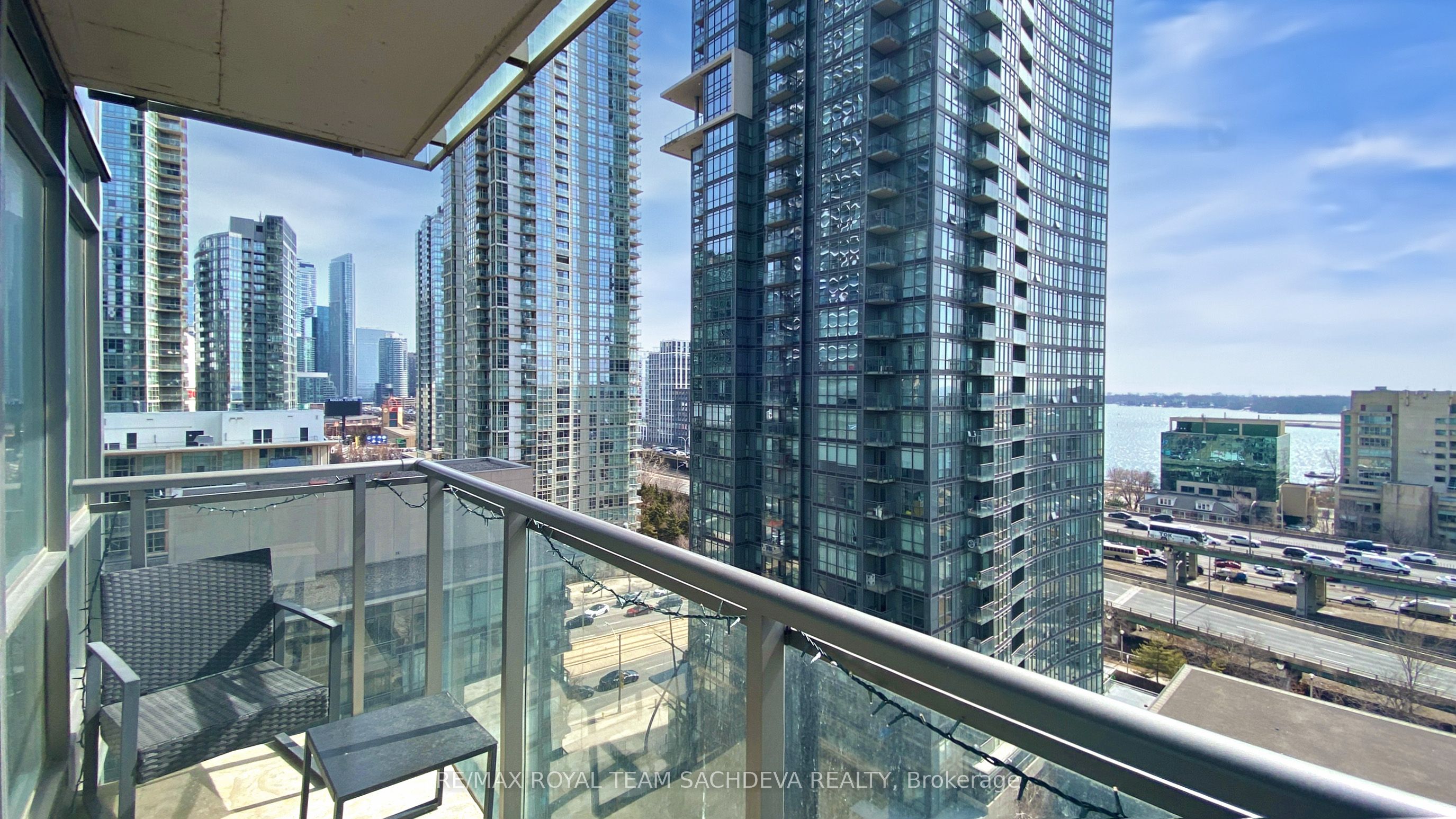 15 Fort York Boulevard, #1610