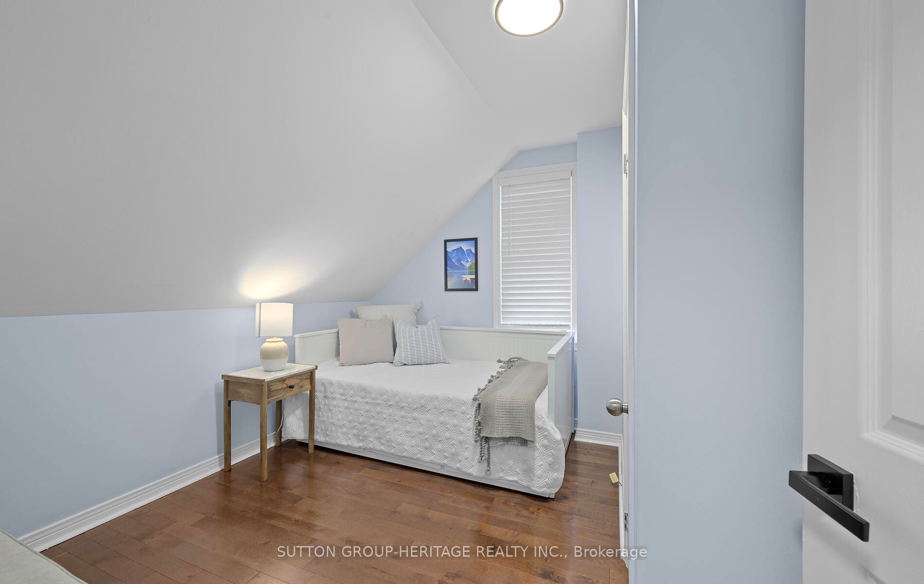 423 Fairleigh Avenue