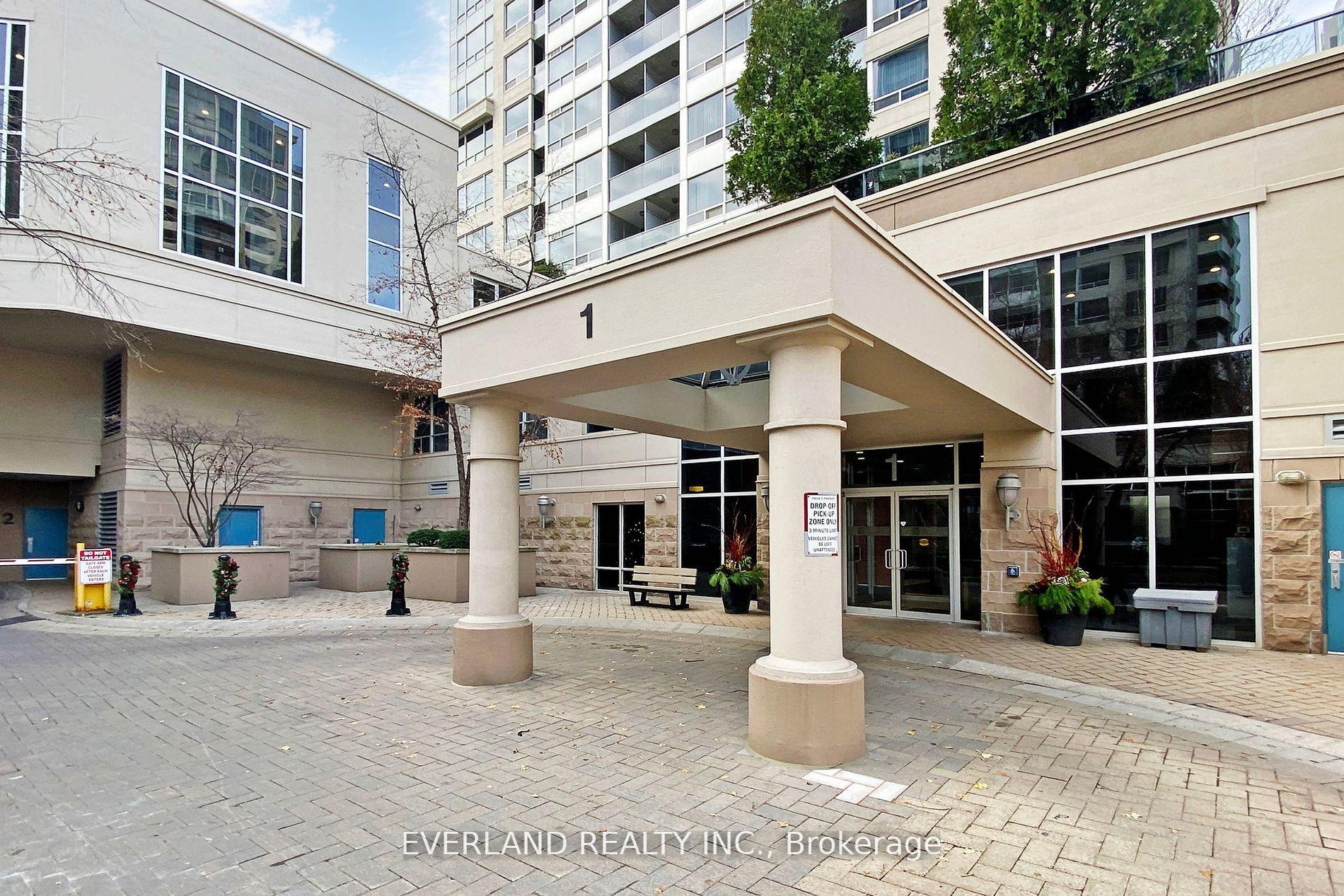 2 Bedrooms Condo at 1 Rean, Toronto For sale