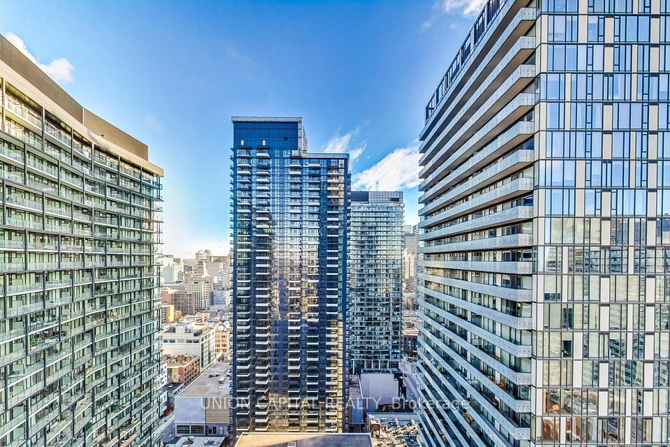 108 Peter Street