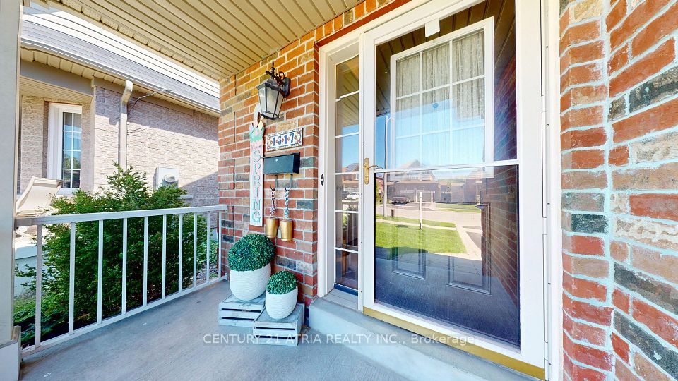 1317 Kettering Drive, Oshawa, ON L1K 3B1