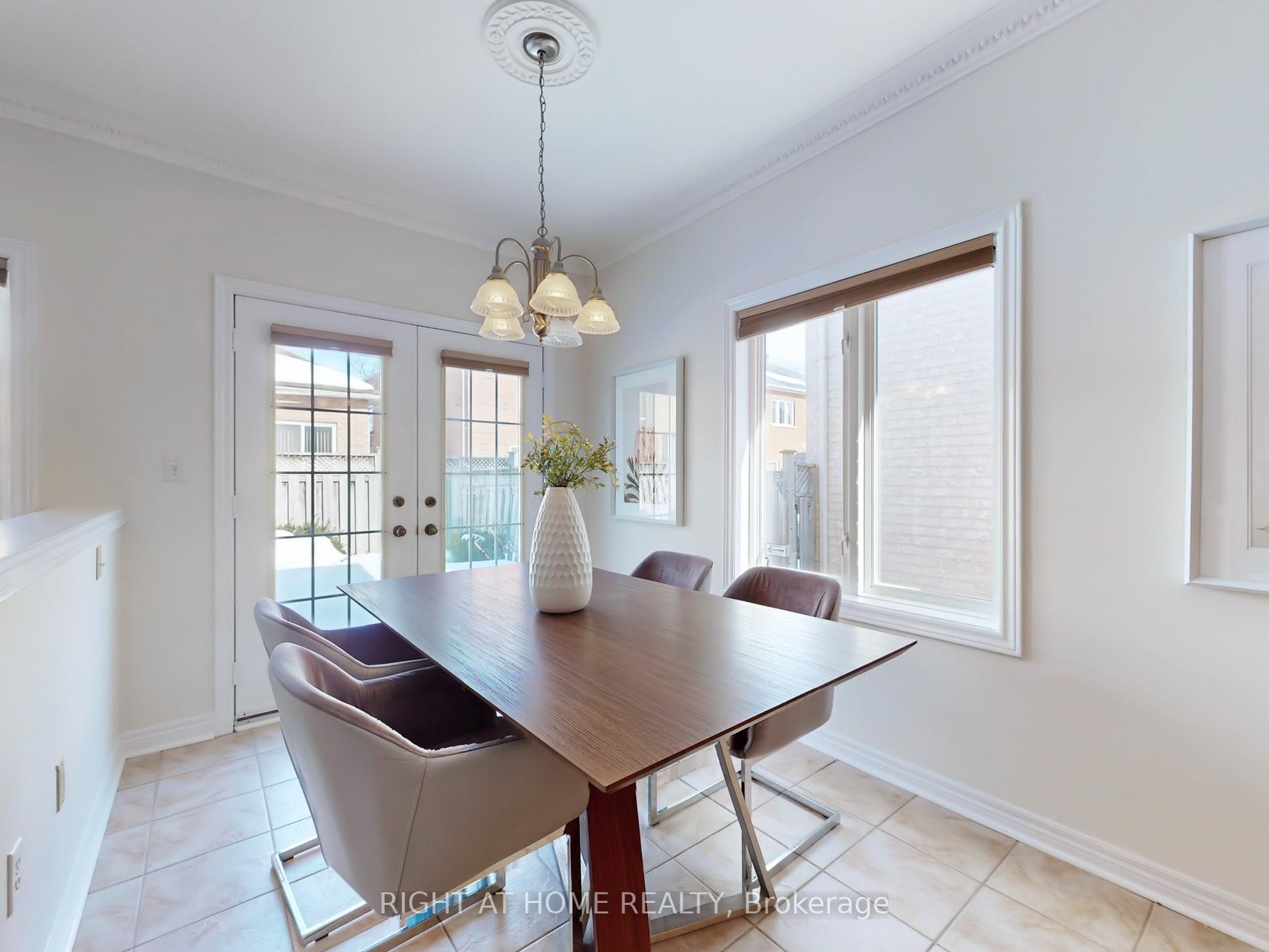 61 Palisade Crescent