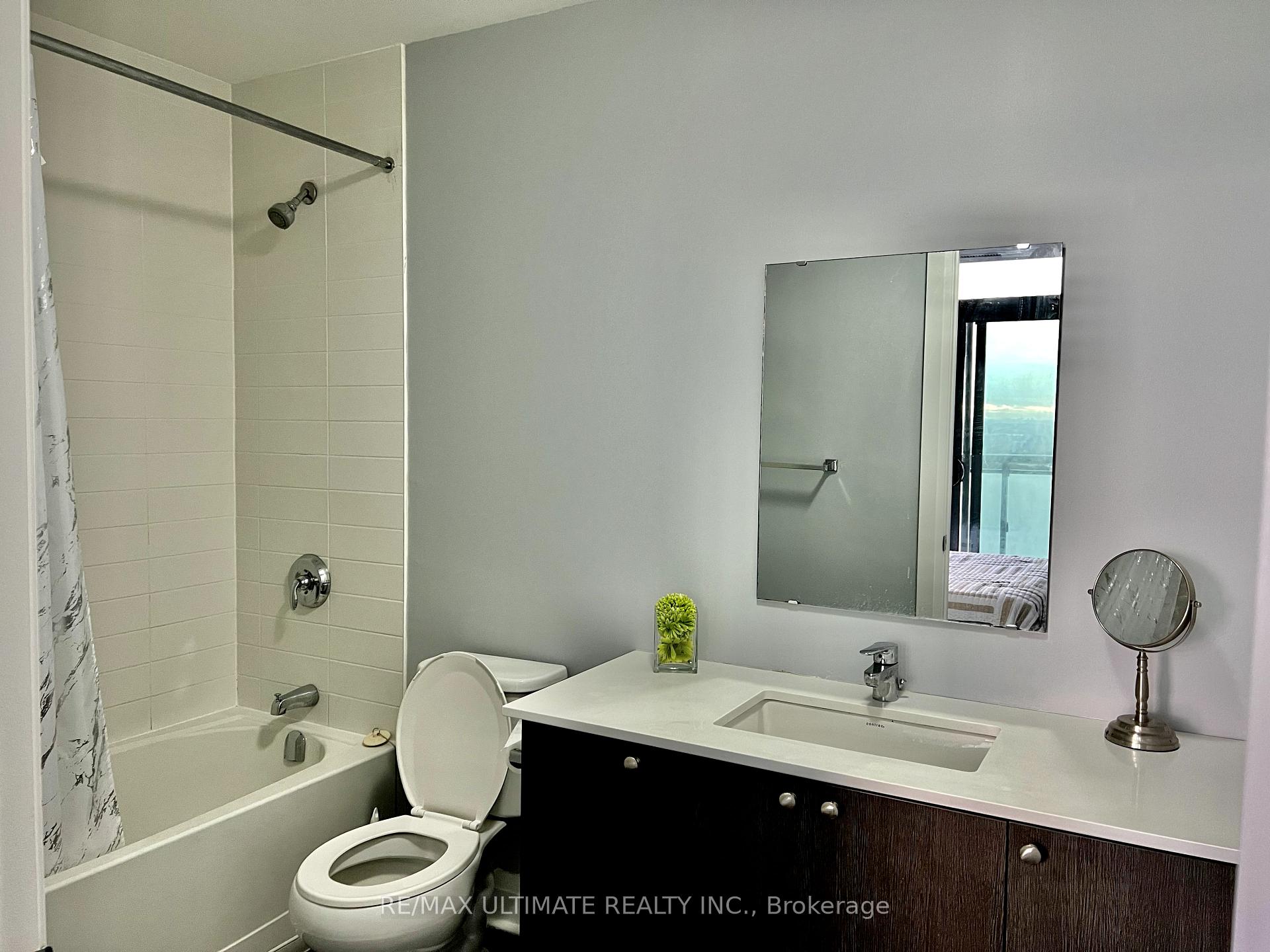 1 Bedroom Condo at 2522 Keele,  Toronto For sale