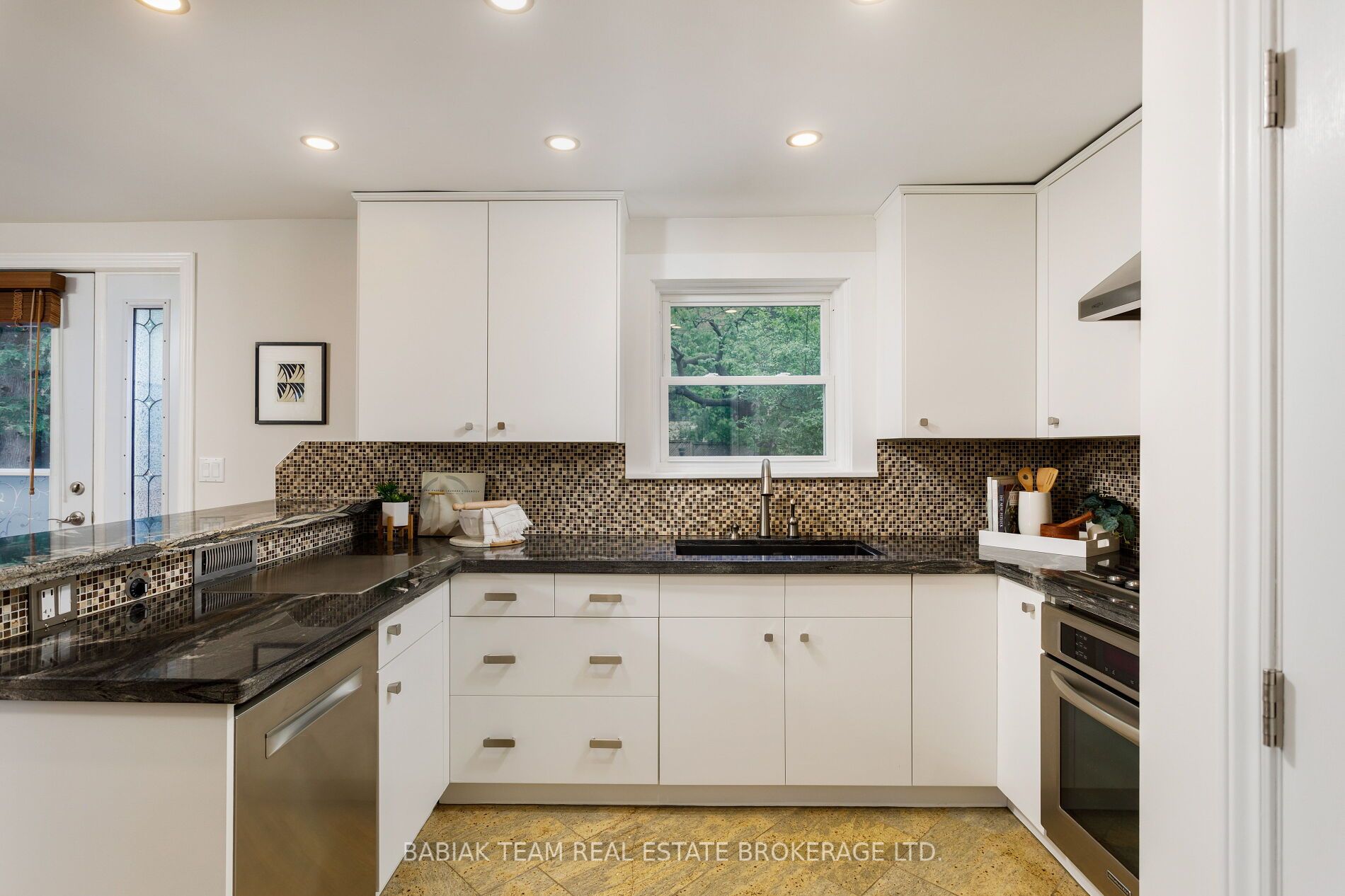 28 Coe Hill Drive