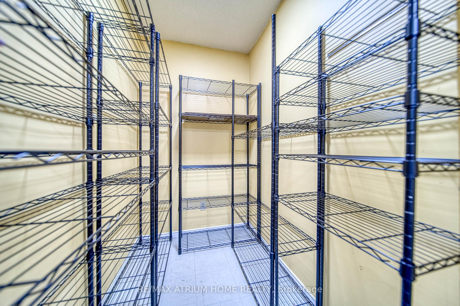 3 Bedrooms Condo at 5765 Yonge, Toronto For sale