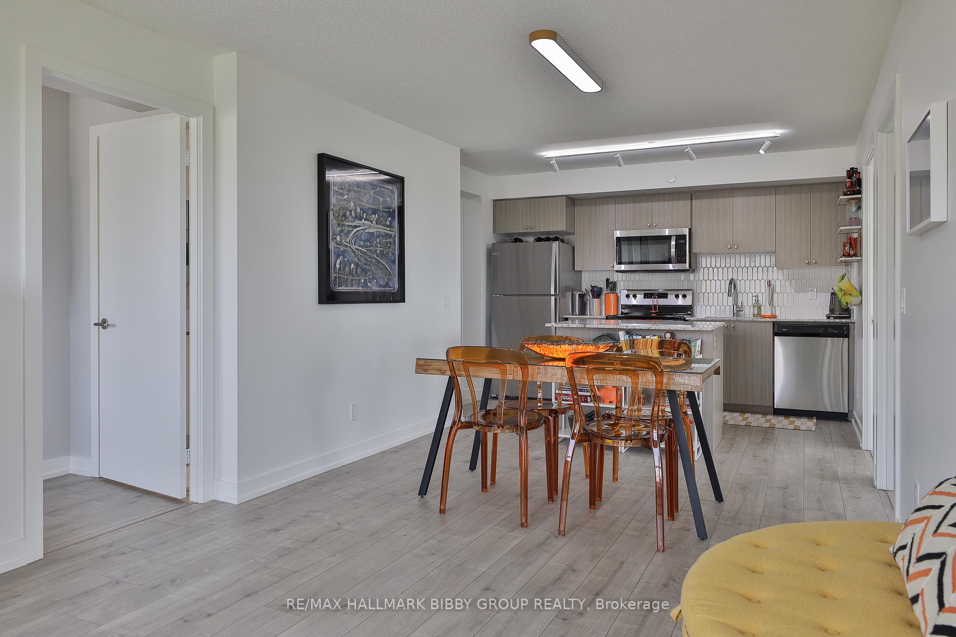 3 Bedrooms Condo at 10 Wilby, Toronto For sale