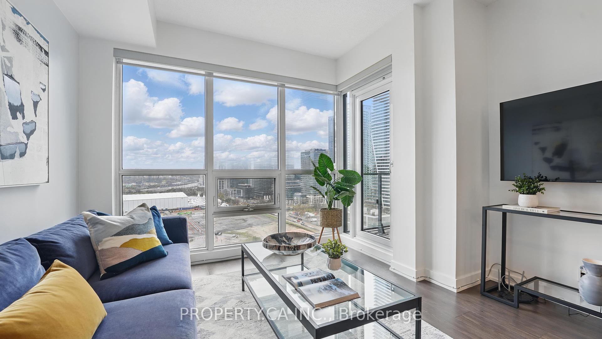 2 Bedrooms Condo at 2220 Lakeshore,  Toronto For sale