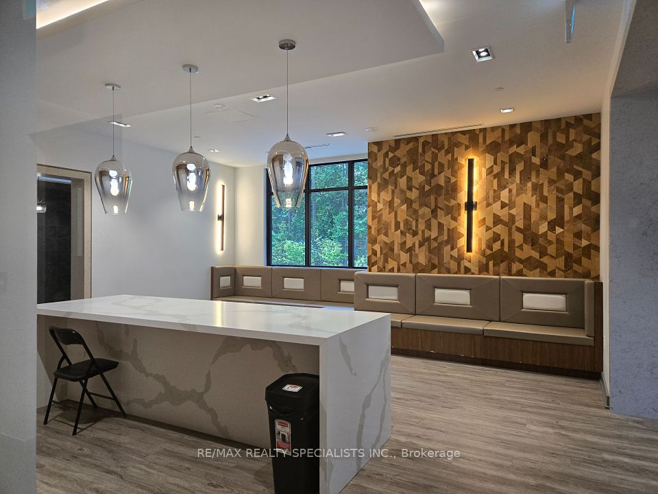 #209 - 25 Neighbourhood Lane, Toronto, ON M8Y 0C3